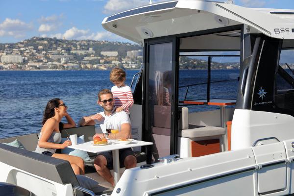 Jeanneau Merry Fisher 895