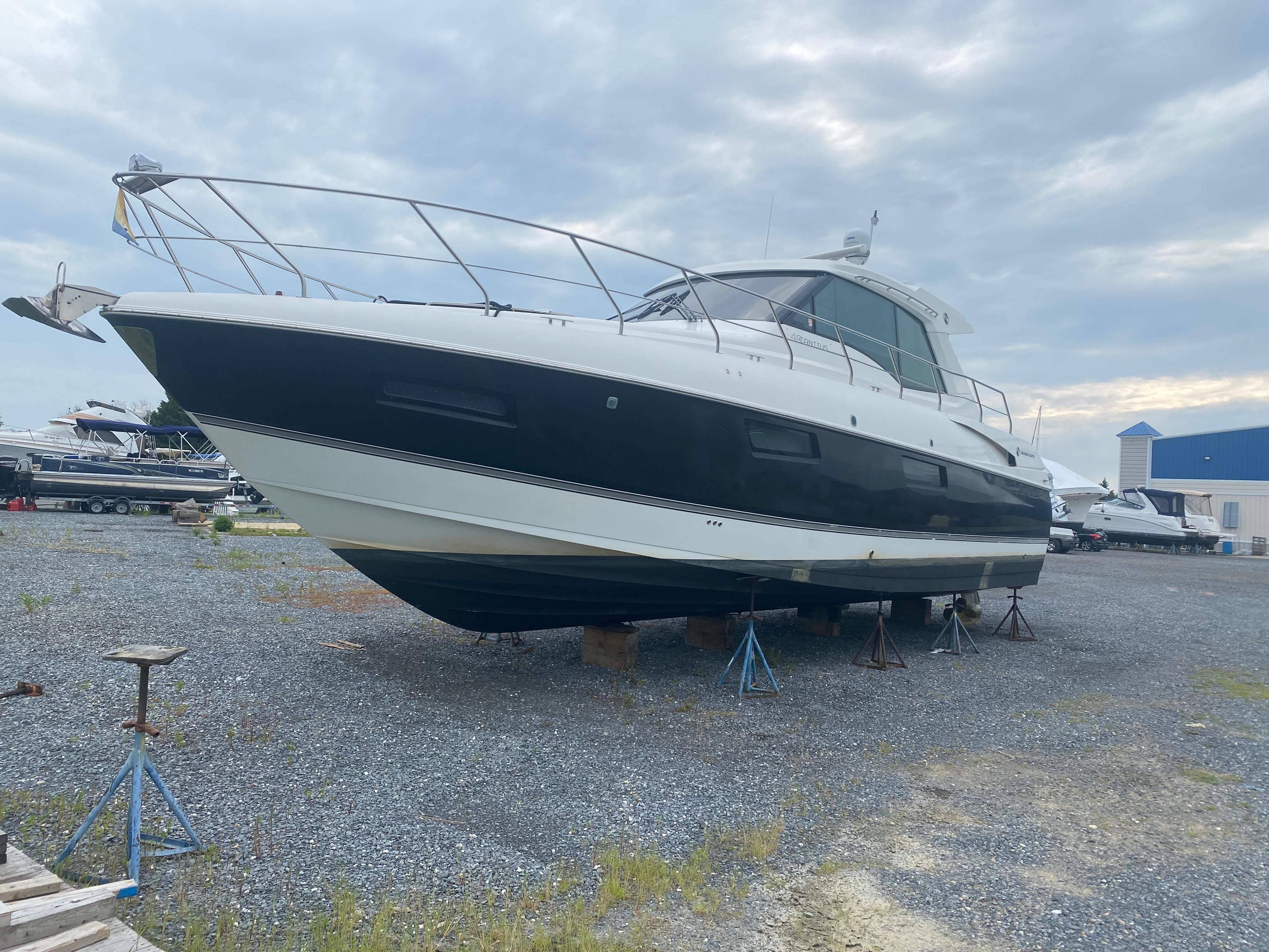 48 foot cruiser yacht