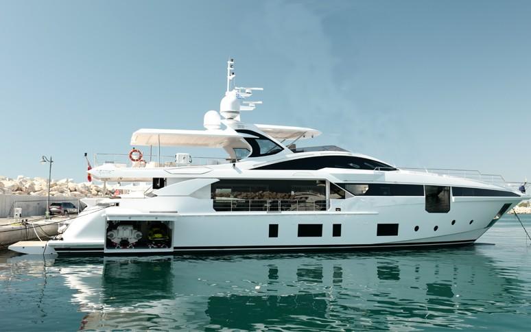 azimut yacht 115