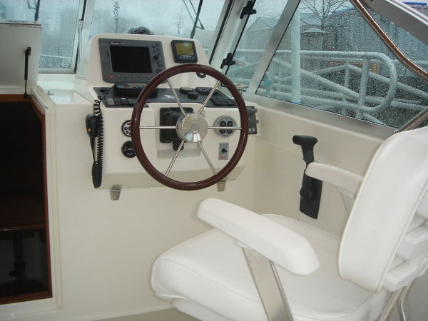 Helm Seat