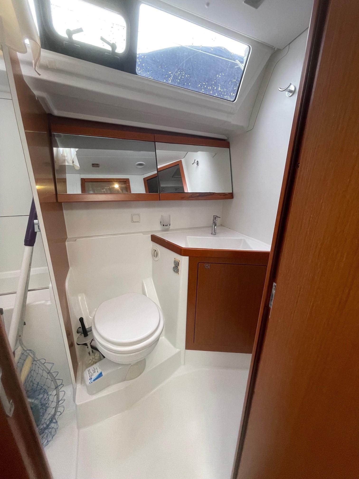 Yacht Photos Pics