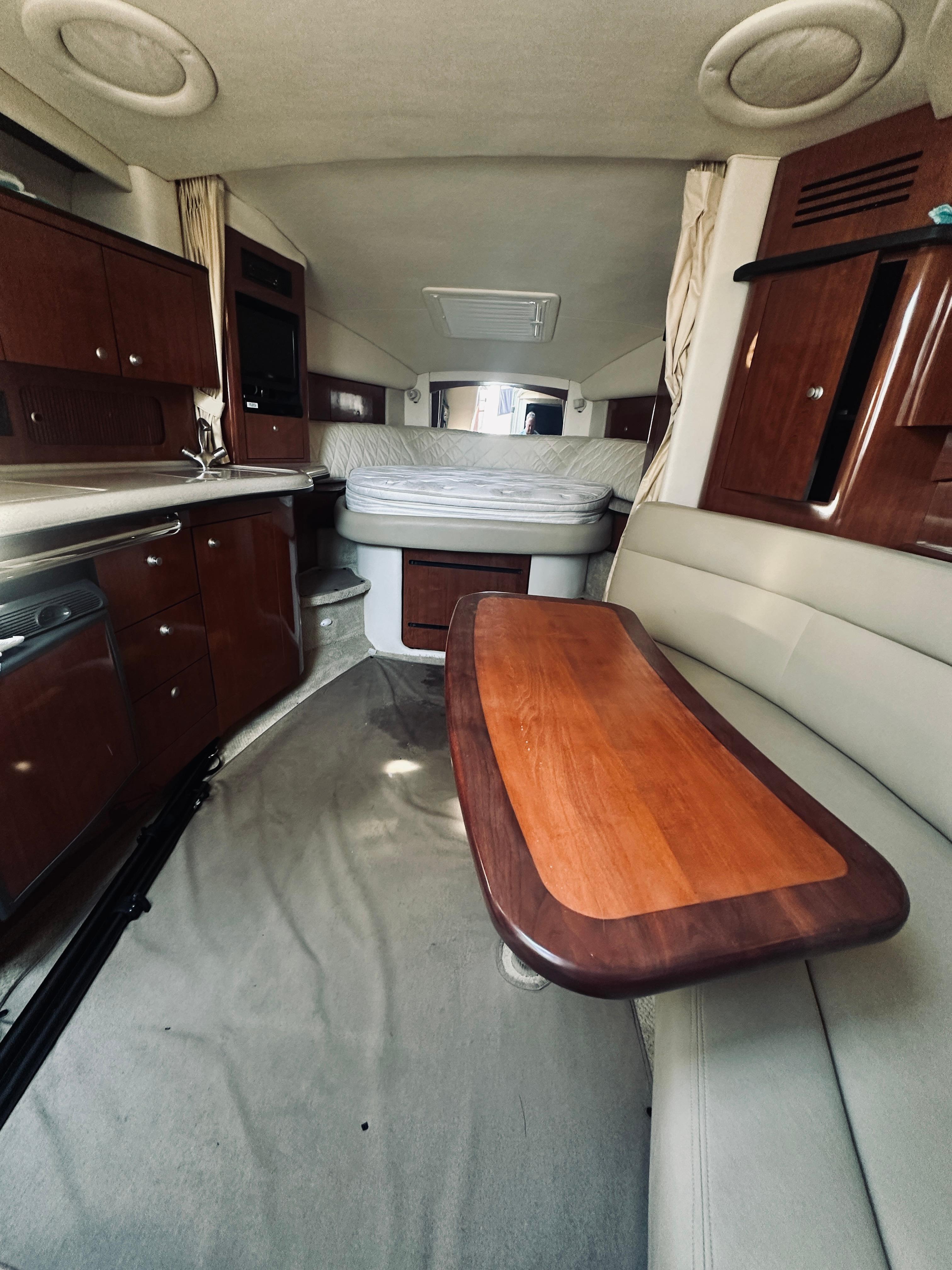 2006-sea-ray-320-sundancer-power-9784316-20250506112940725-1_XLARGE