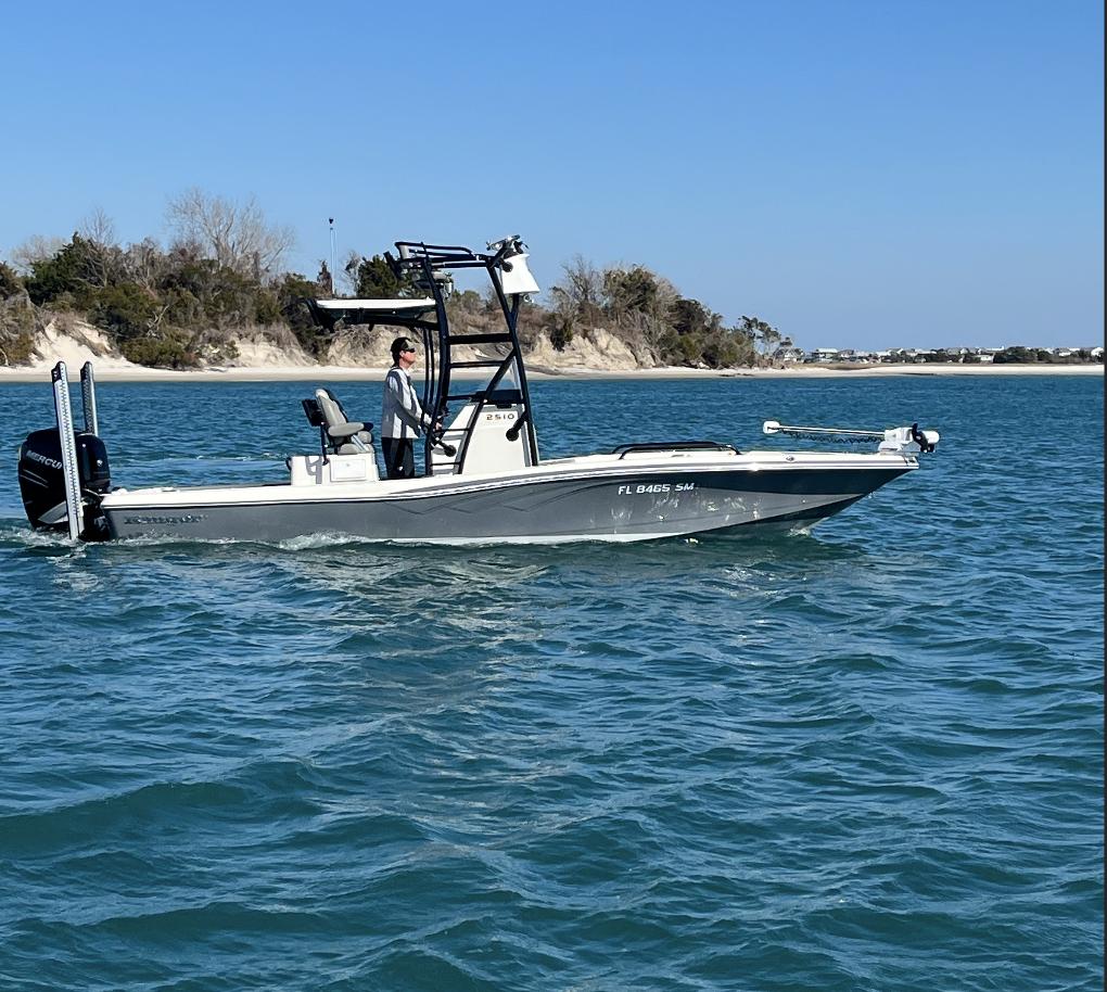 2020 Ranger 2510 Bay