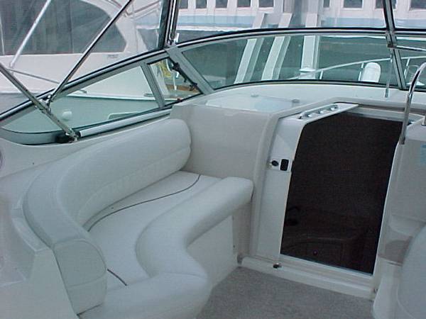 Port Bridgedeck Seating