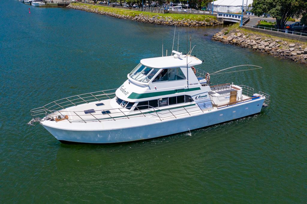 tracker yacht for sale