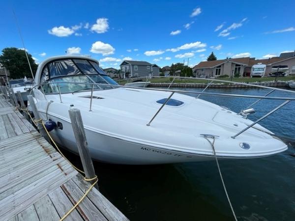 33' Sea Ray, Listing Number 100903675, - Photo No. 2