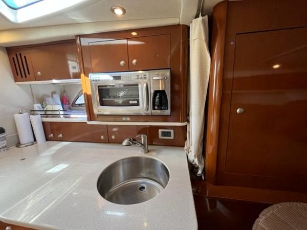 33' Sea Ray, Listing Number 100903675, - Photo No. 31