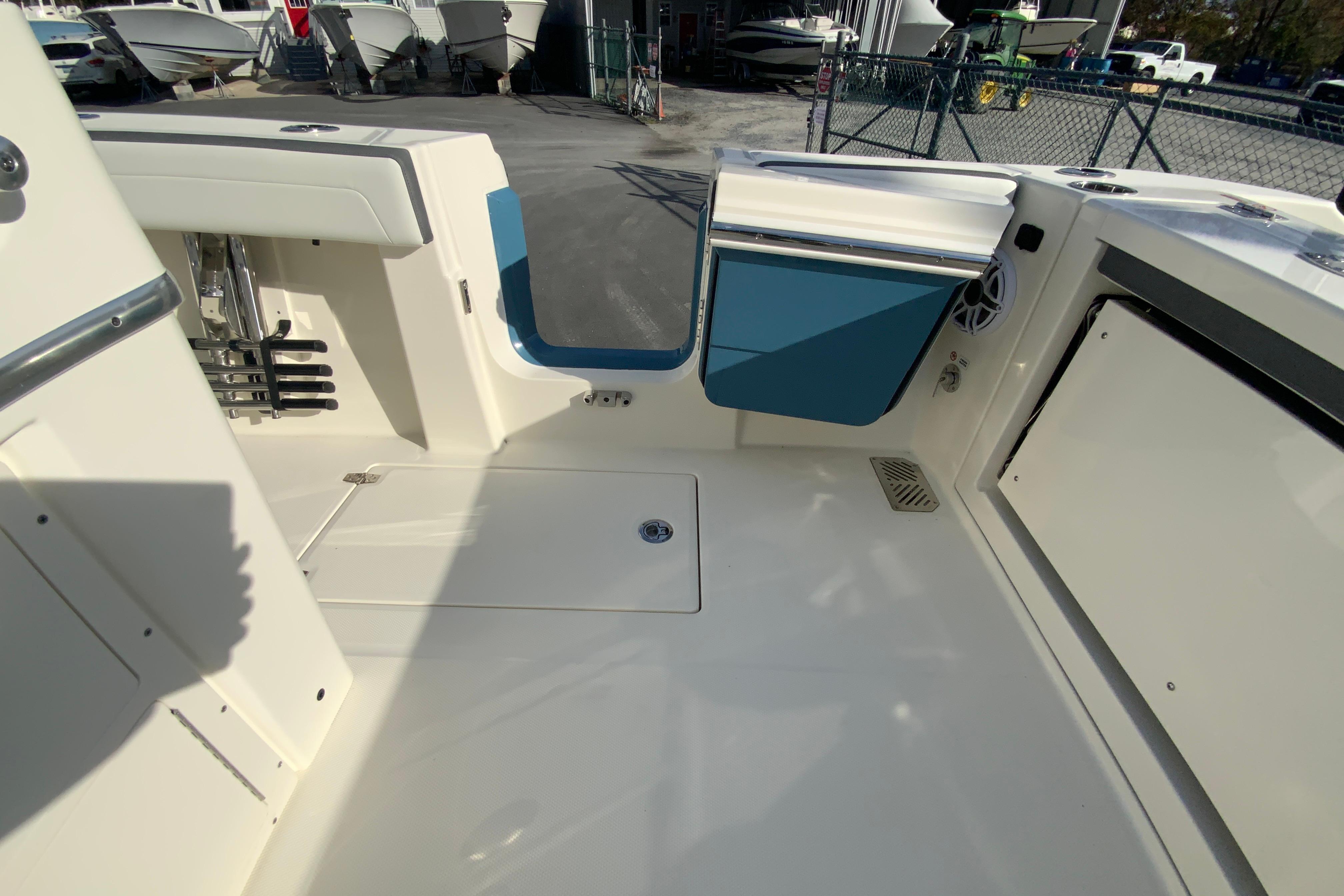 2026 Cobia 285 Center Console-20