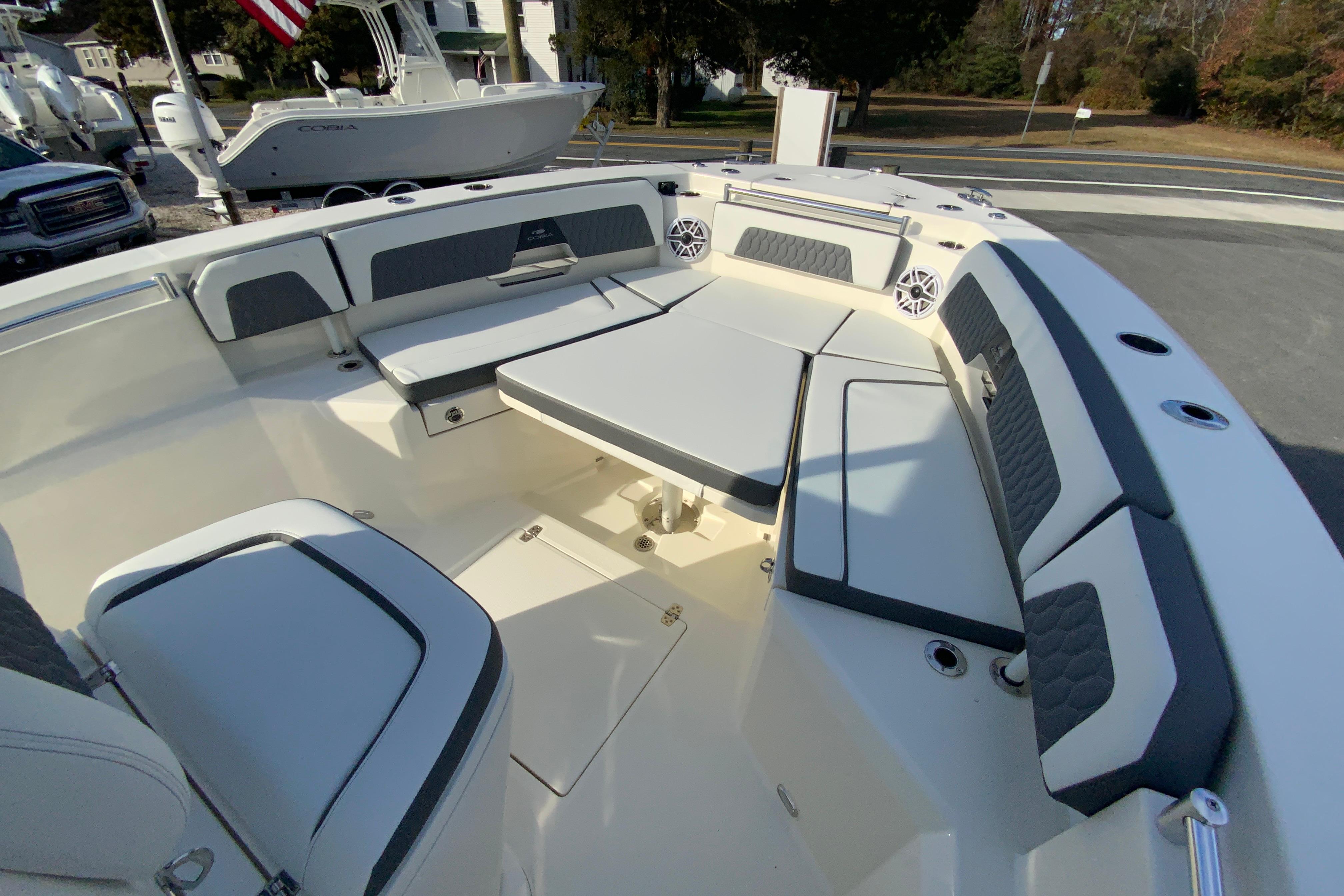 2026 Cobia 285 Center Console-41