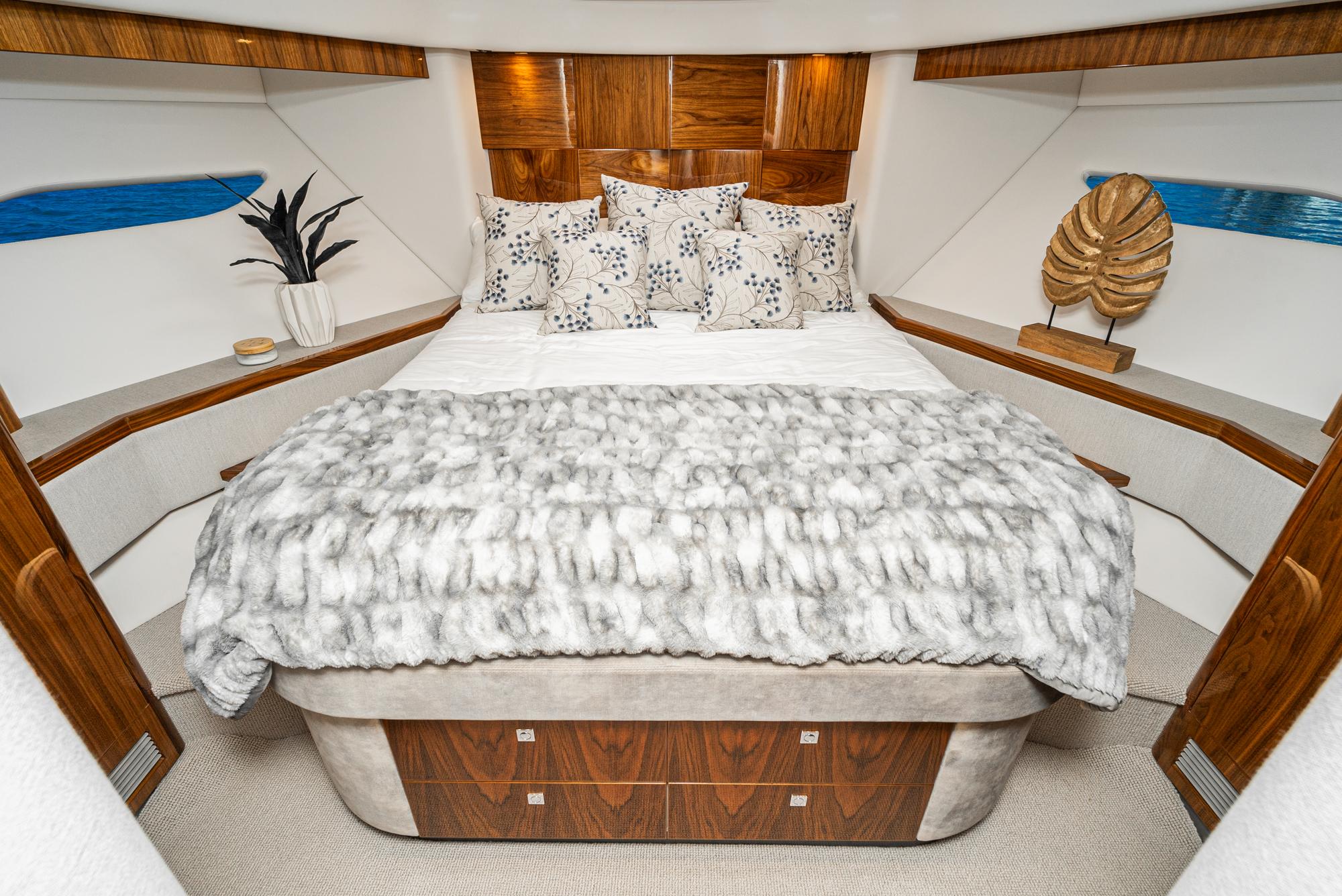 2020 Riviera 6000 Sport Yacht #TBJR090LLC inventory image at Sun Country Marine Group, Newport Marina 2020 Riviera 6000 Sport Yacht #TBJR090LLC inventory image at Sun Country Marine Group, Newport Marina