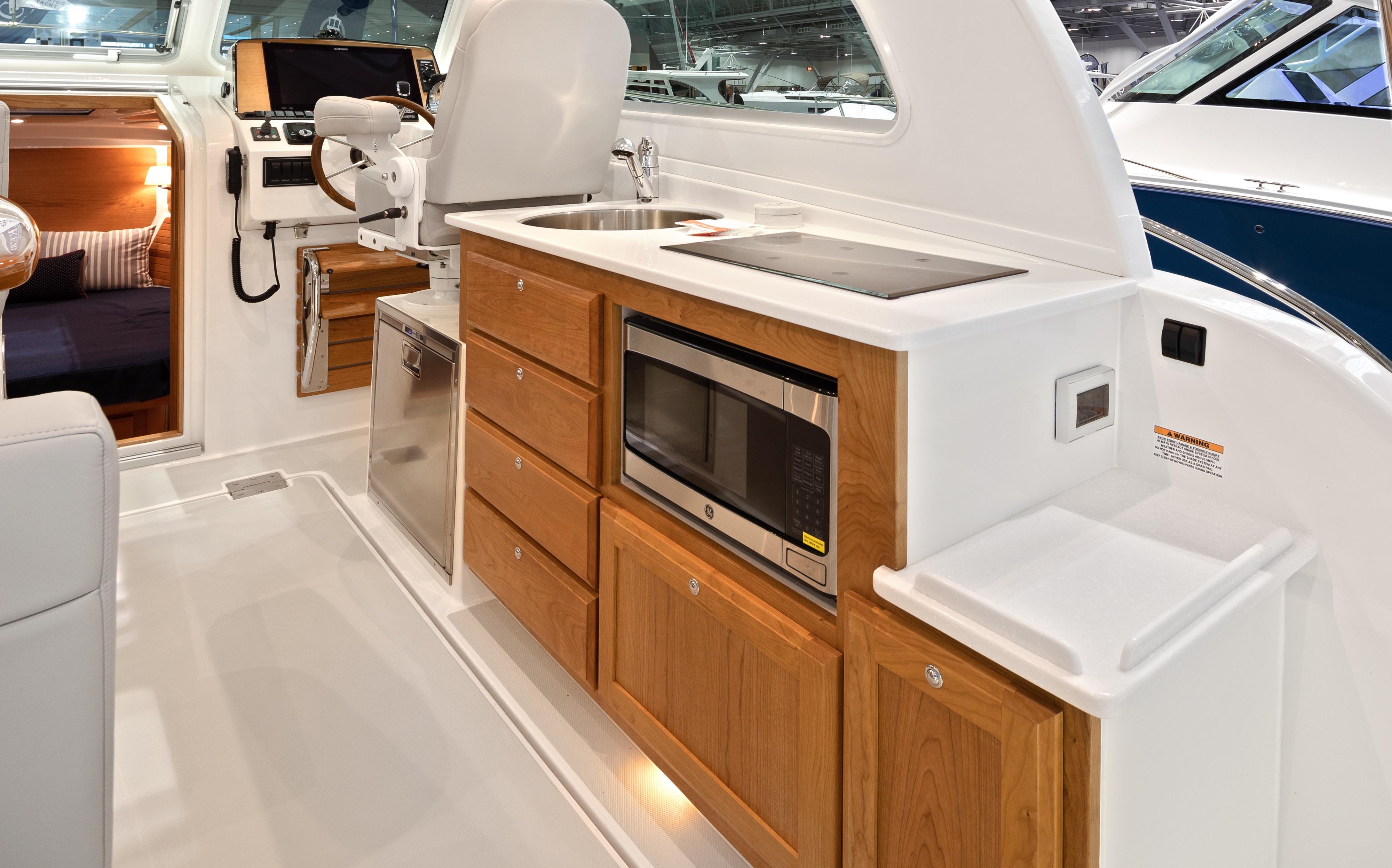 34 ft Back Cove 340 galley