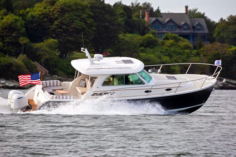 yacht brokers marblehead ma