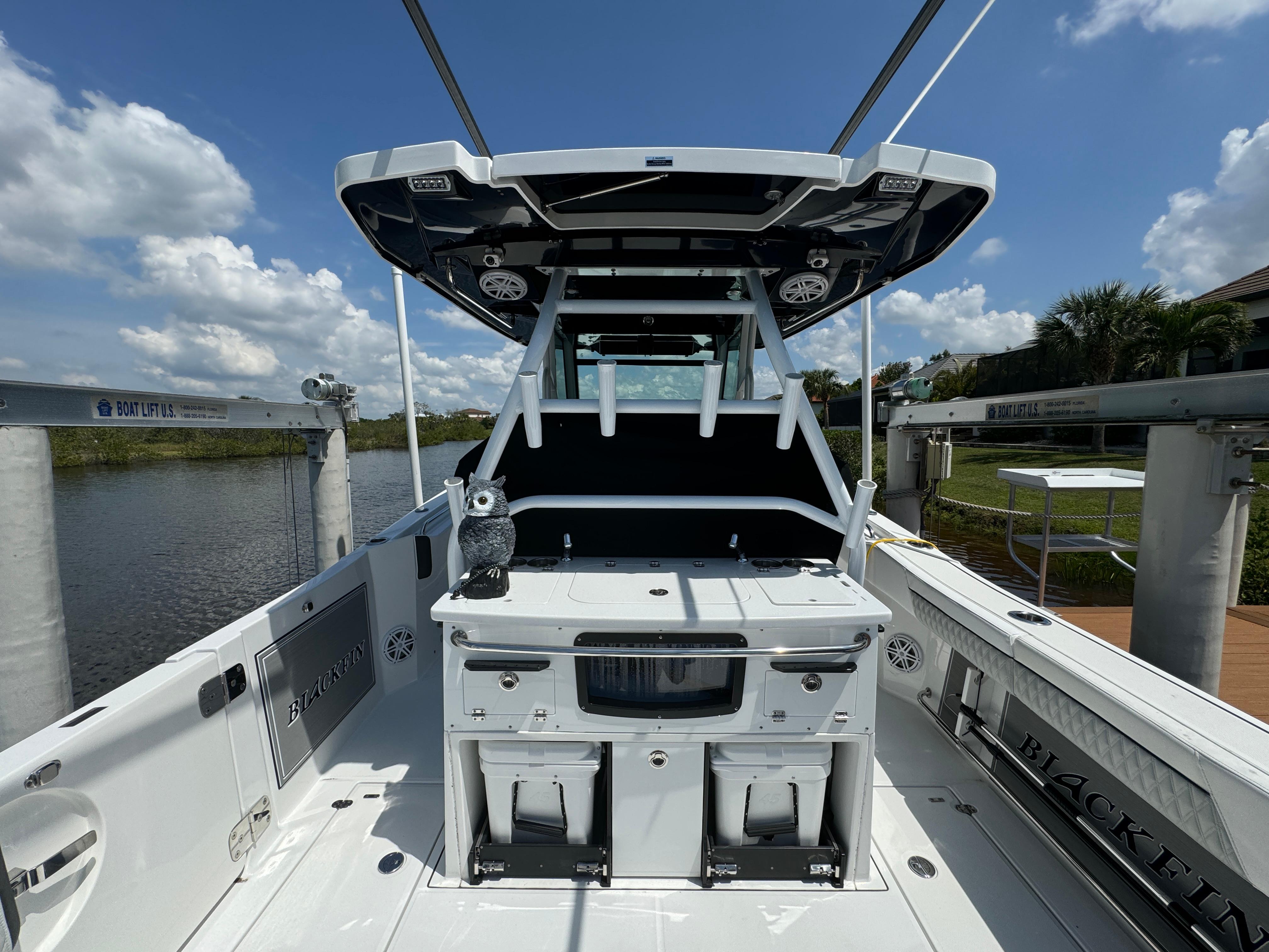 2024-blackfin-332-cc-power-9764328-20250418183145427-1_XLARGE