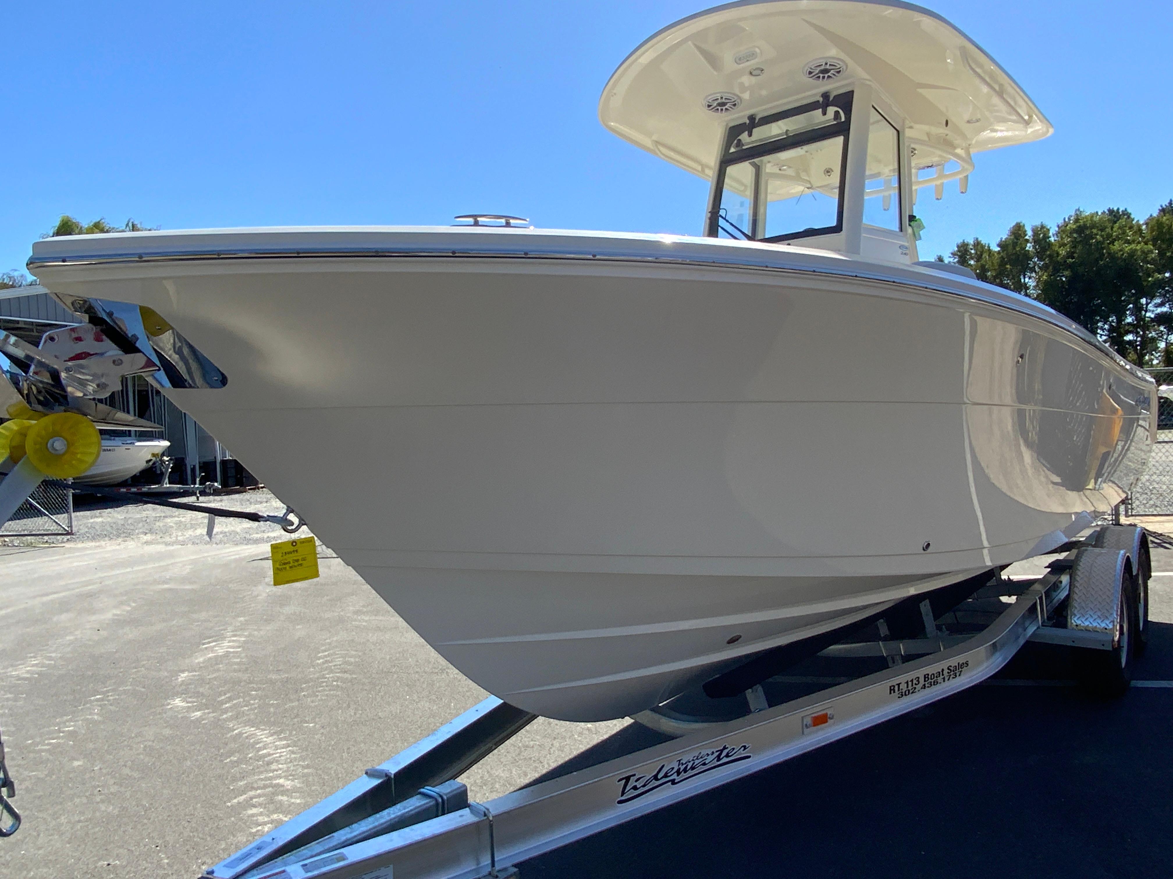 2025 Cobia 240 Center Console-5