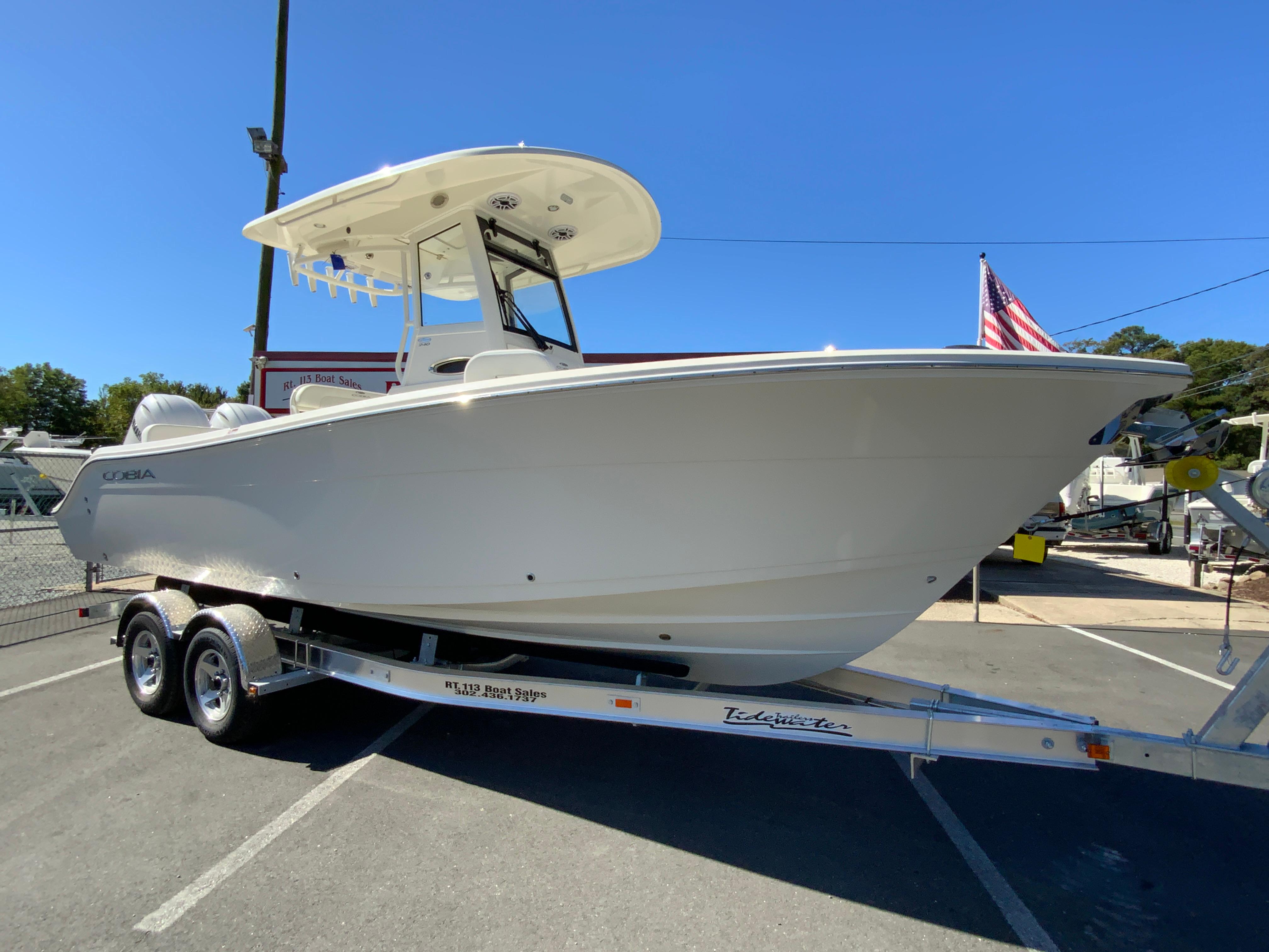 2025 Cobia 240 Center Console-2