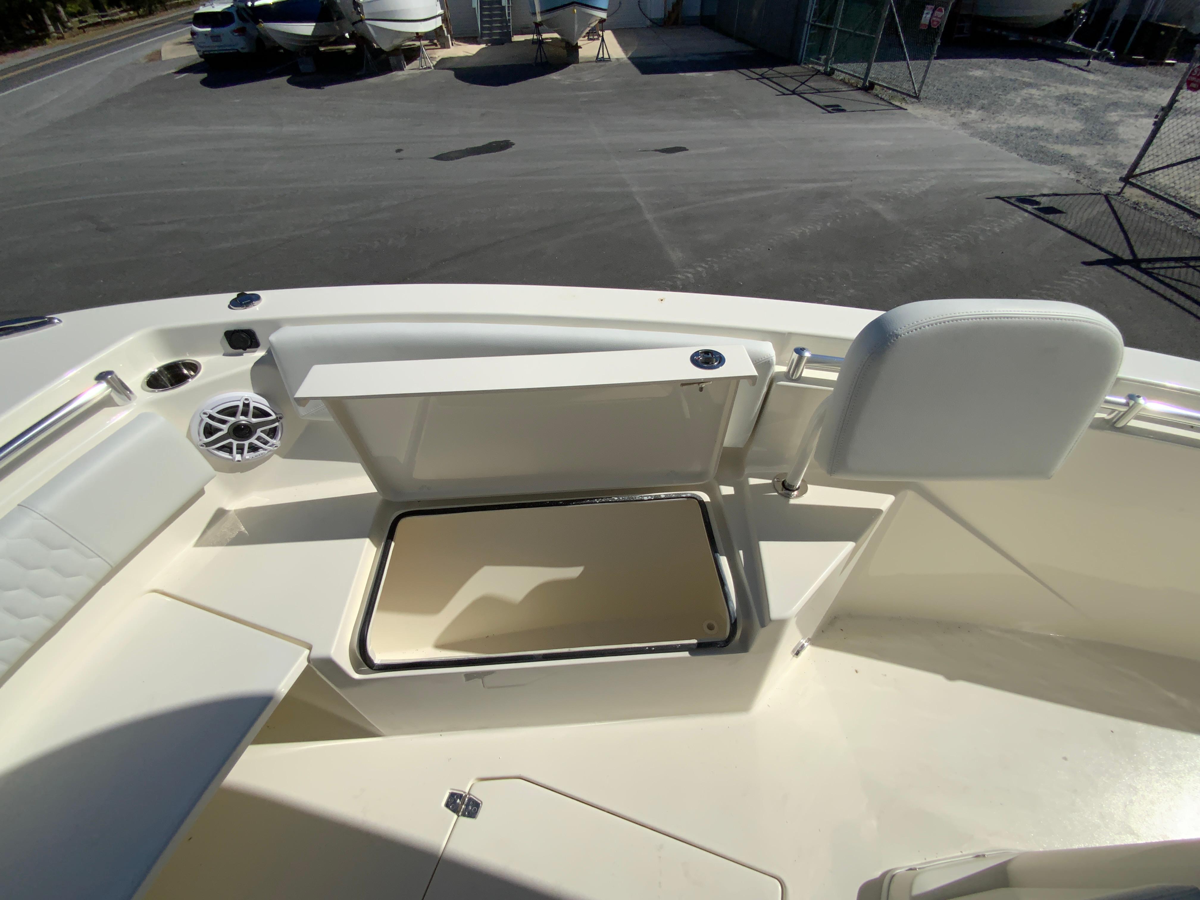 2025 Cobia 240 Center Console-14