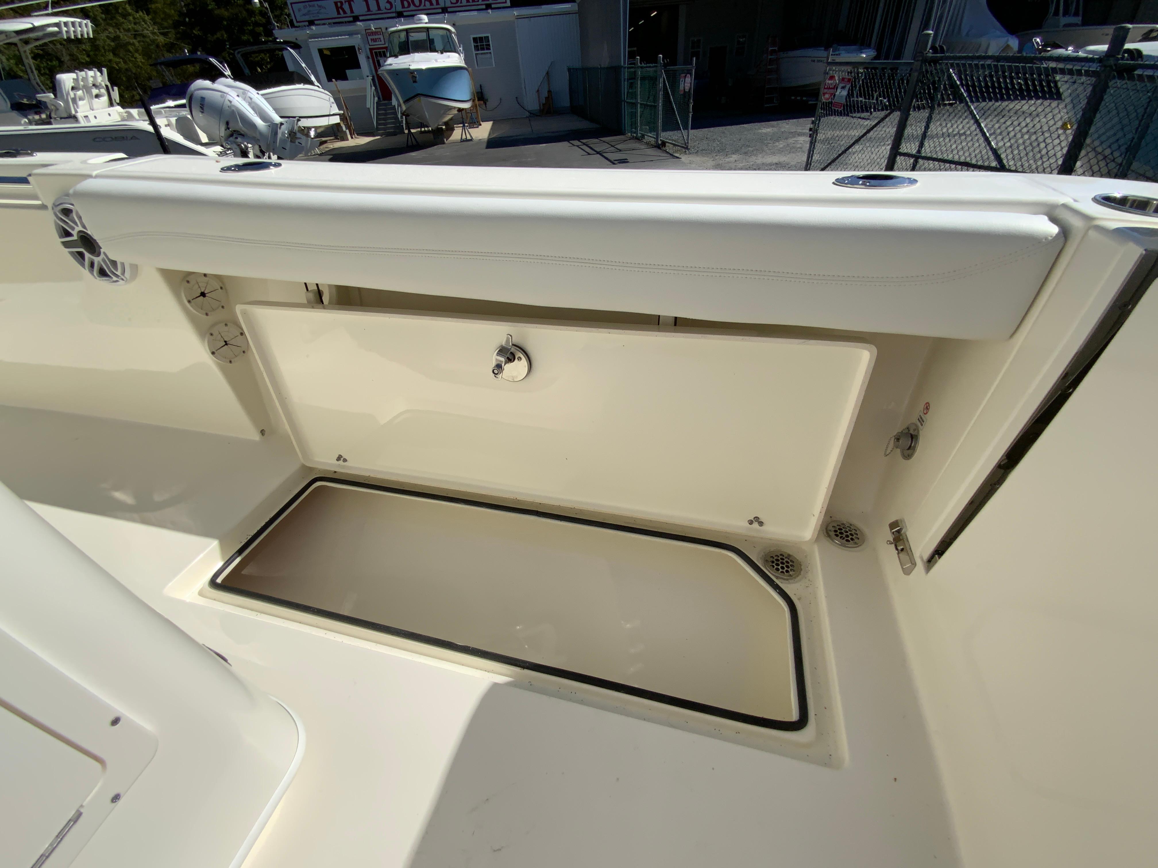 2025 Cobia 240 Center Console-36