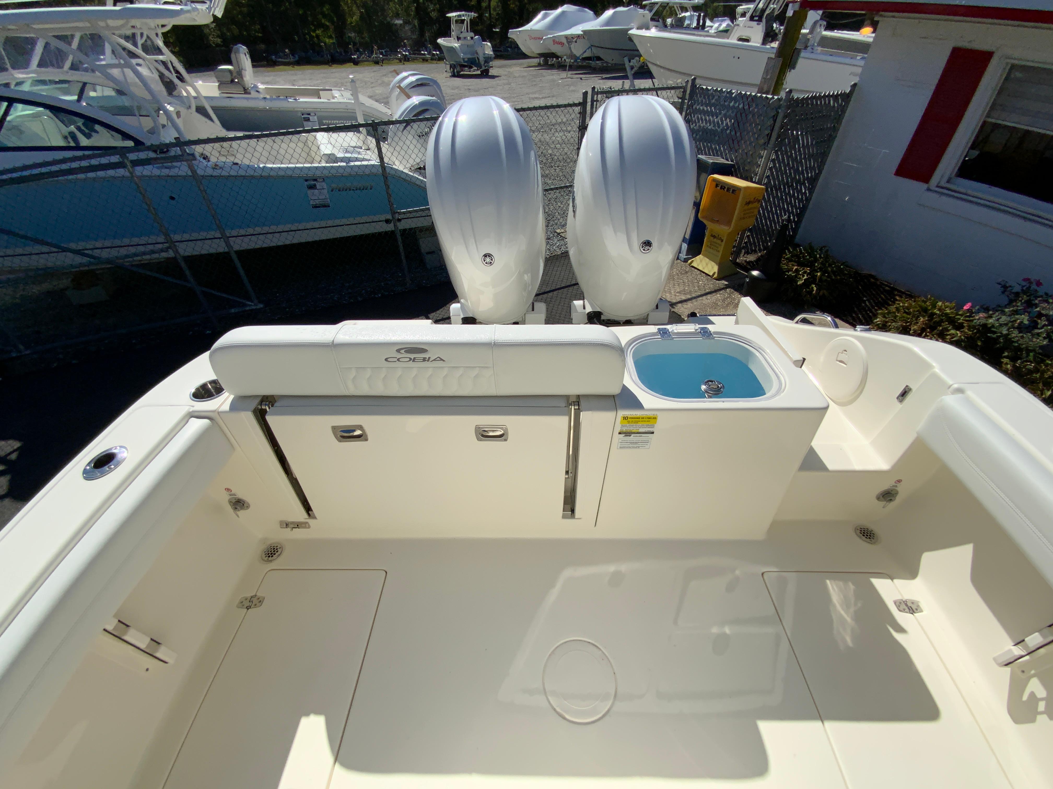 2025 Cobia 240 Center Console-39