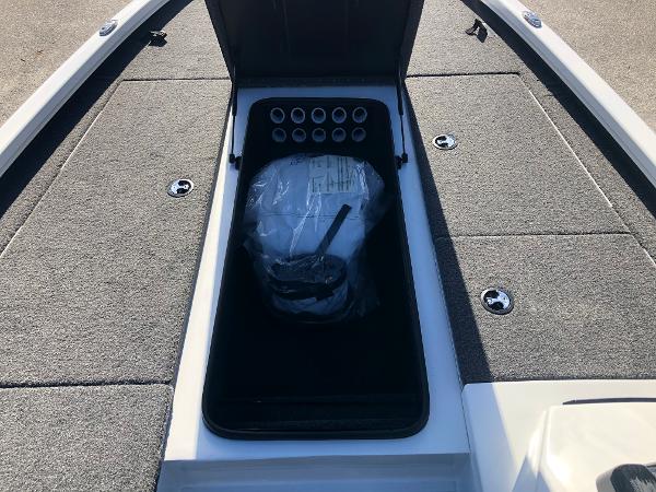 2020 Vexus boat for sale, model of the boat is AVX1980 & Image # 14 of 26