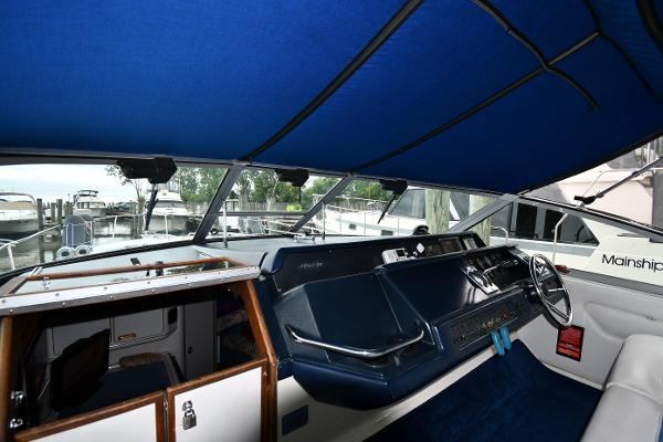 31' Sea Ray, Listing Number 100916798, - Photo No. 9