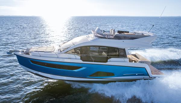 2020 Sealine F430