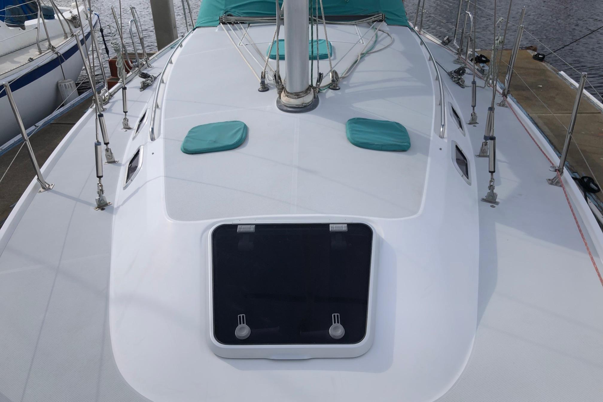 Image [8] of 1996 Catalina 36 MkII
