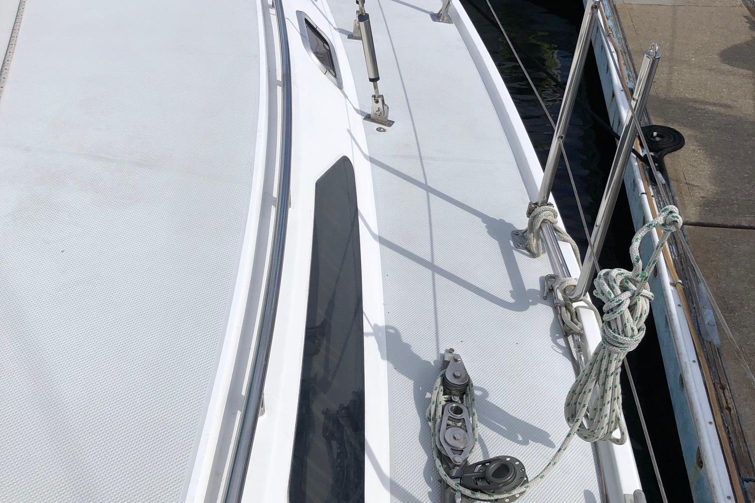 Image [11] of 1996 Catalina 36 MkII