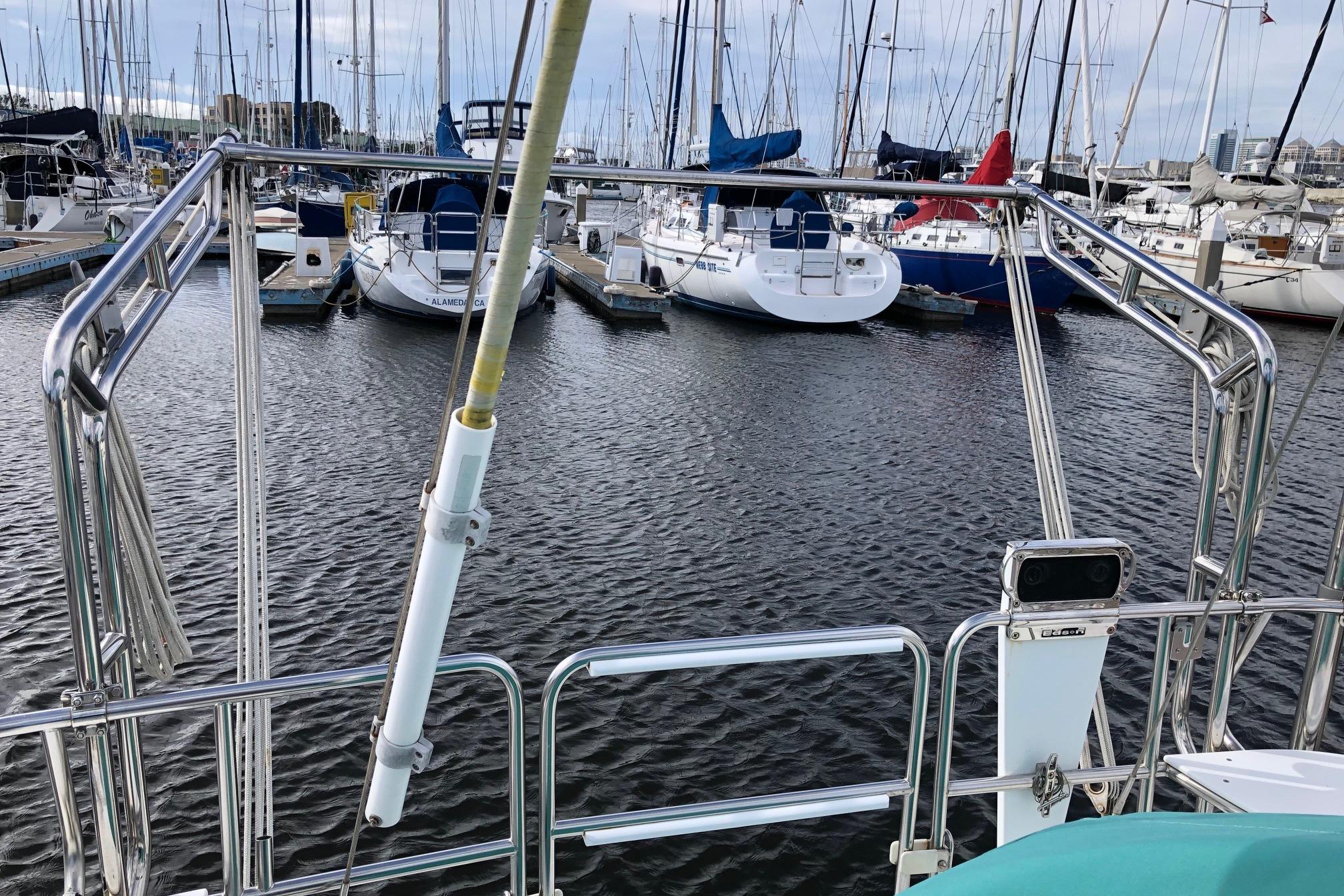 Image [14] of 1996 Catalina 36 MkII