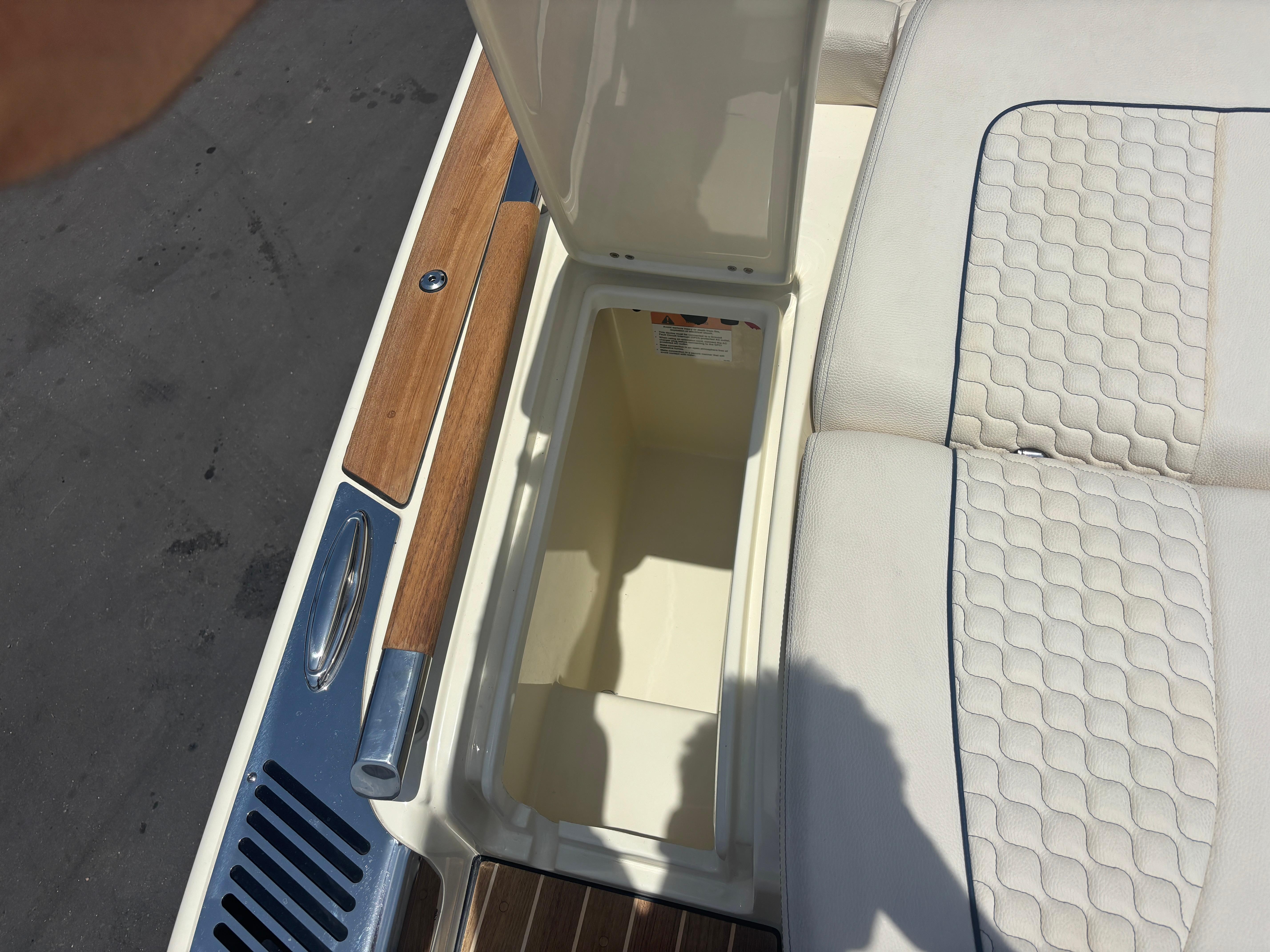 2020 Chris-Craft Launch 25 GT-8