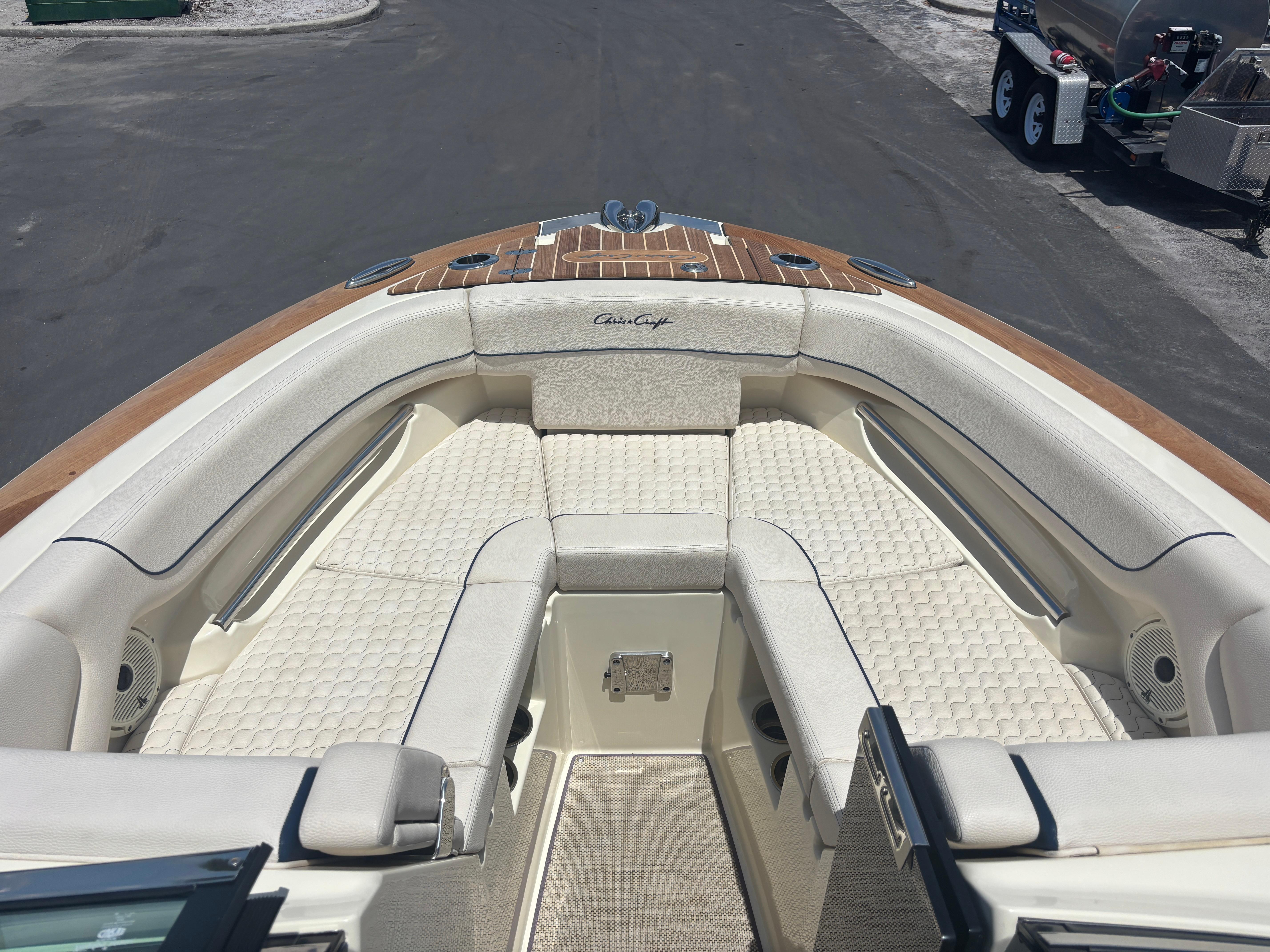 2020 Chris-Craft Launch 25 GT-13