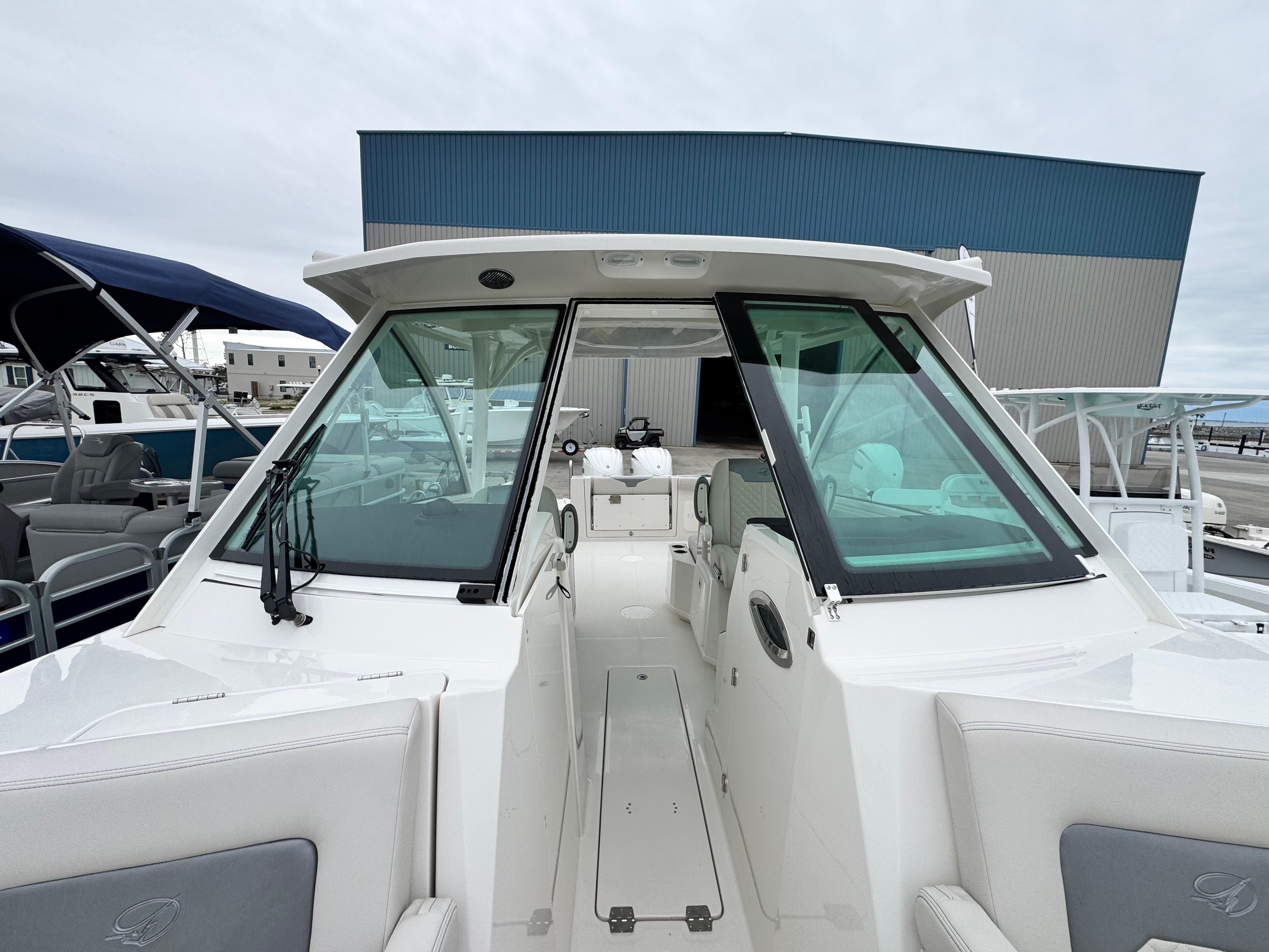 2025-sailfish-316-dc-power-9784345-20250506115336767-1_XLARGE