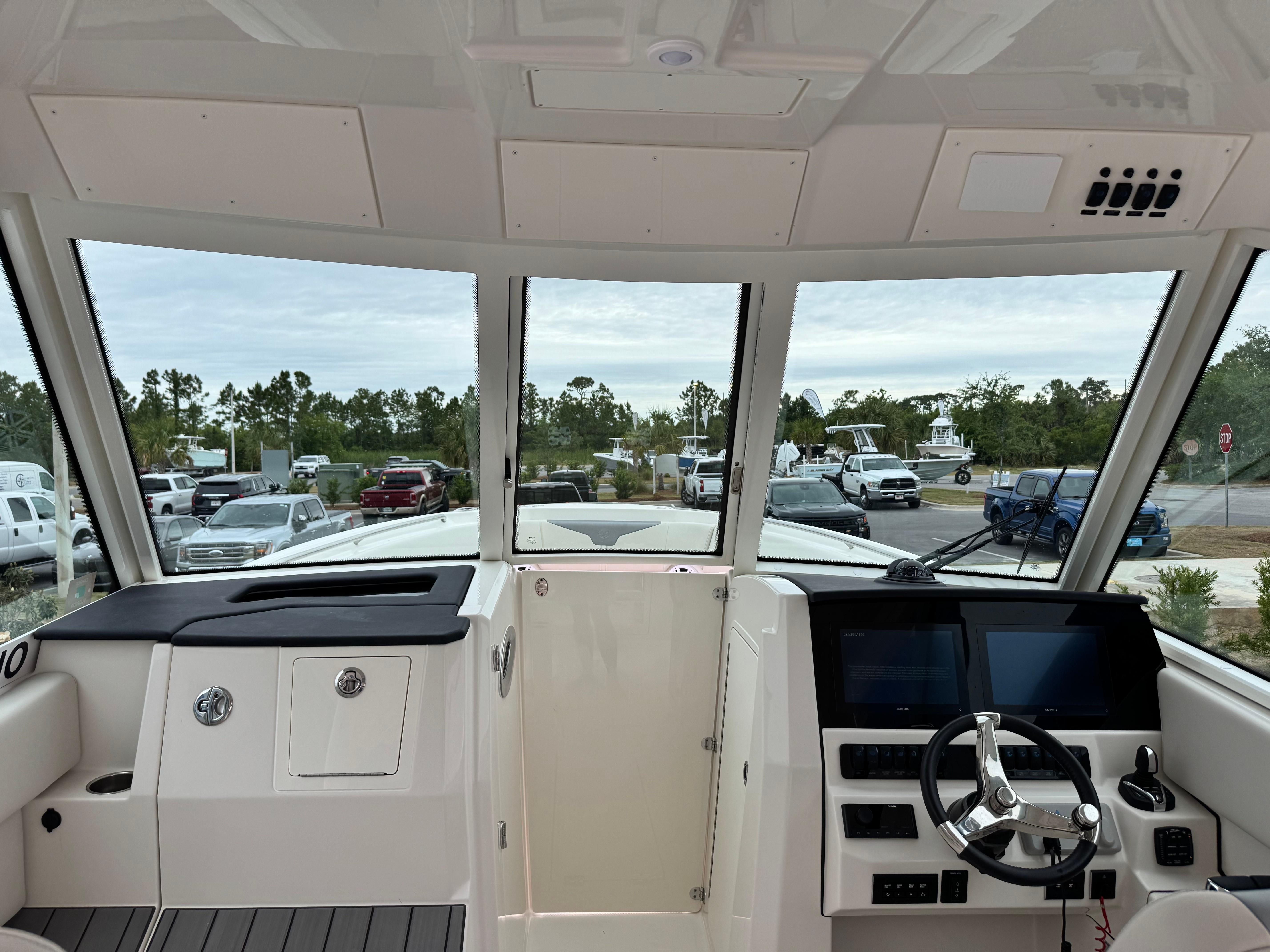 2025-sailfish-316-dc-power-9784345-20250506115447001-1_XLARGE
