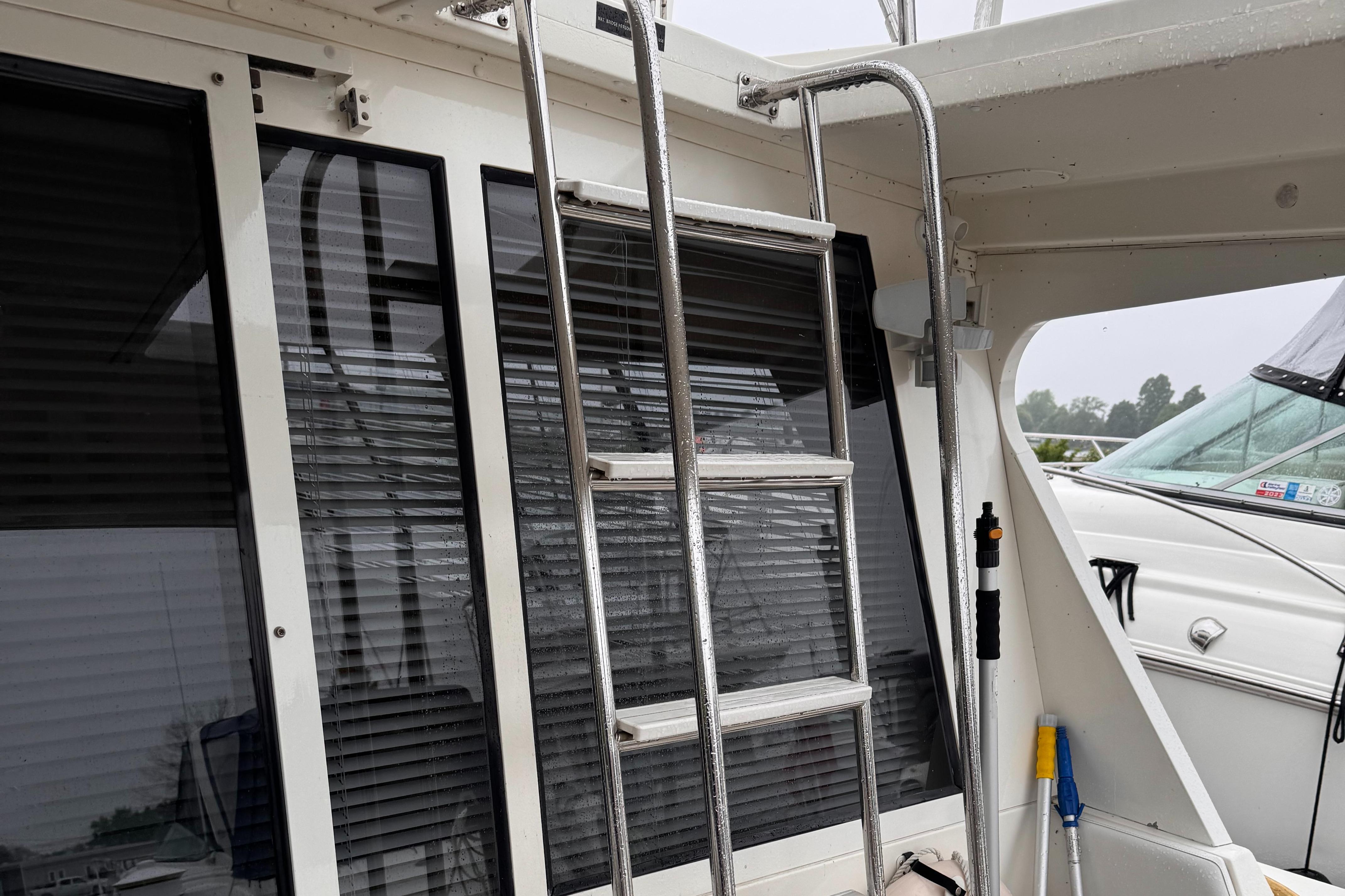 2004-meridian-490-pilothouse-power-9834352-20250610154617355-1_XLARGE
