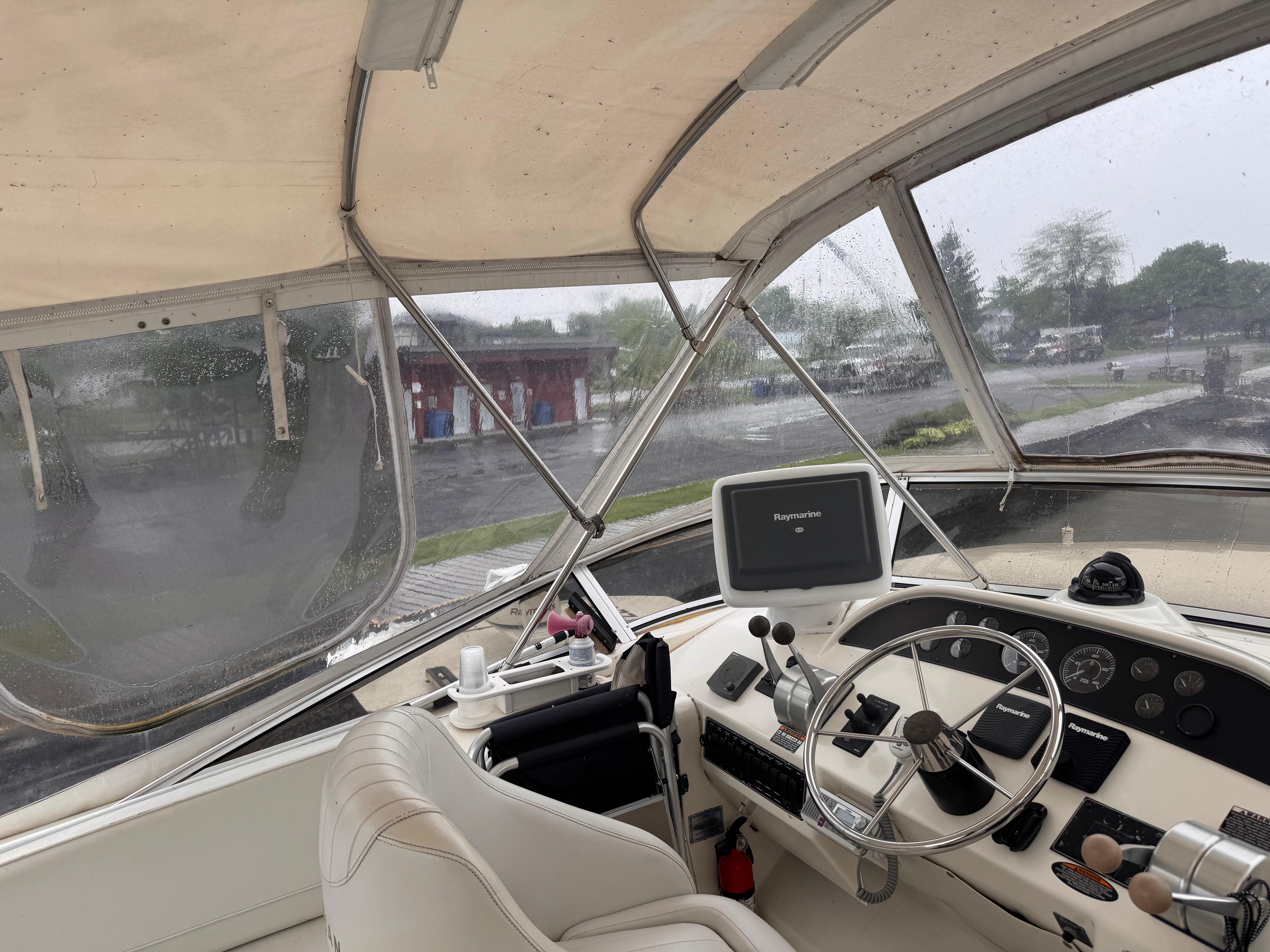 2004-meridian-490-pilothouse-power-9834352-20250610154916584-1_XLARGE