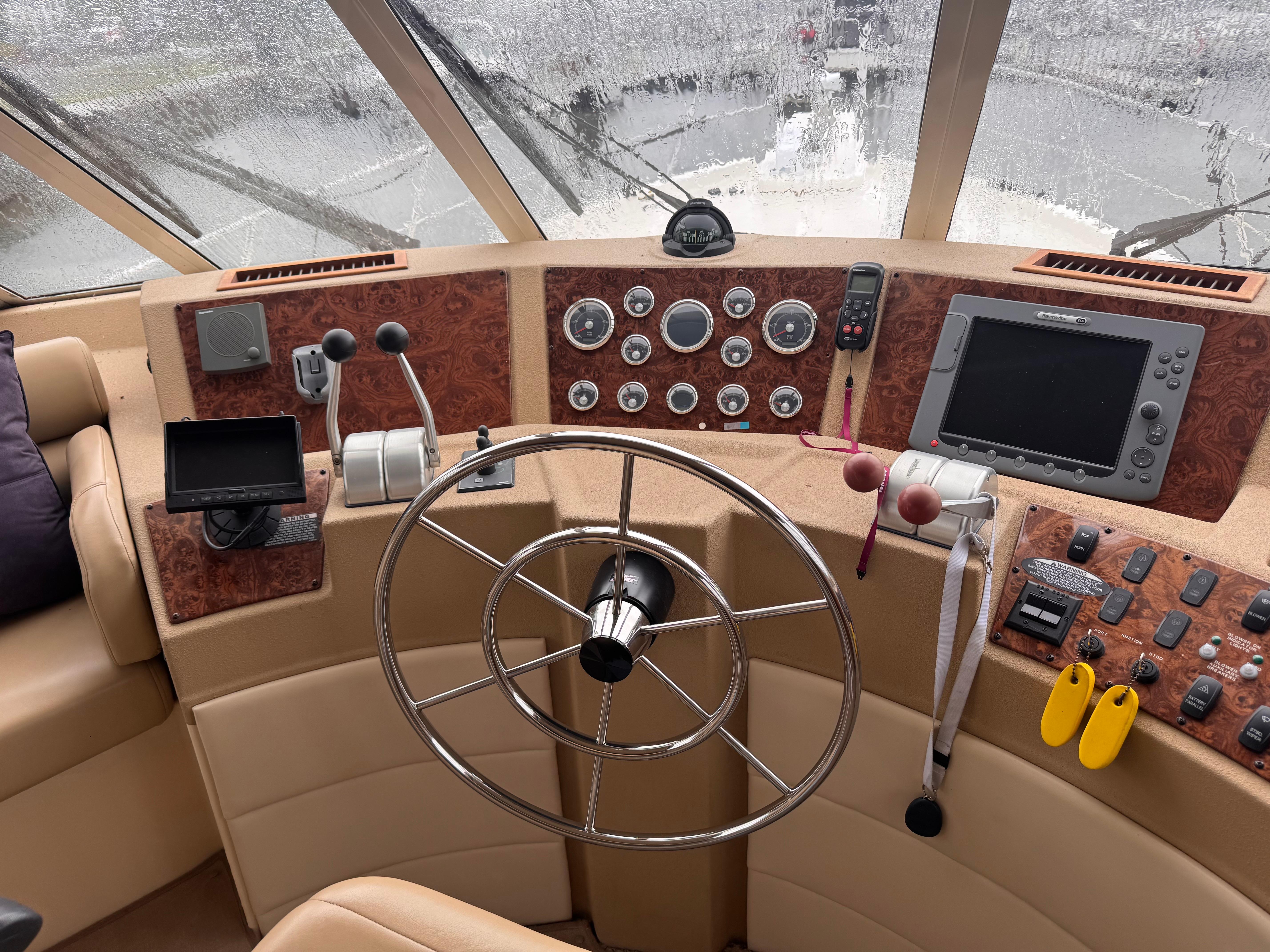2004-meridian-490-pilothouse-power-9834352-20250610155345273-1_XLARGE