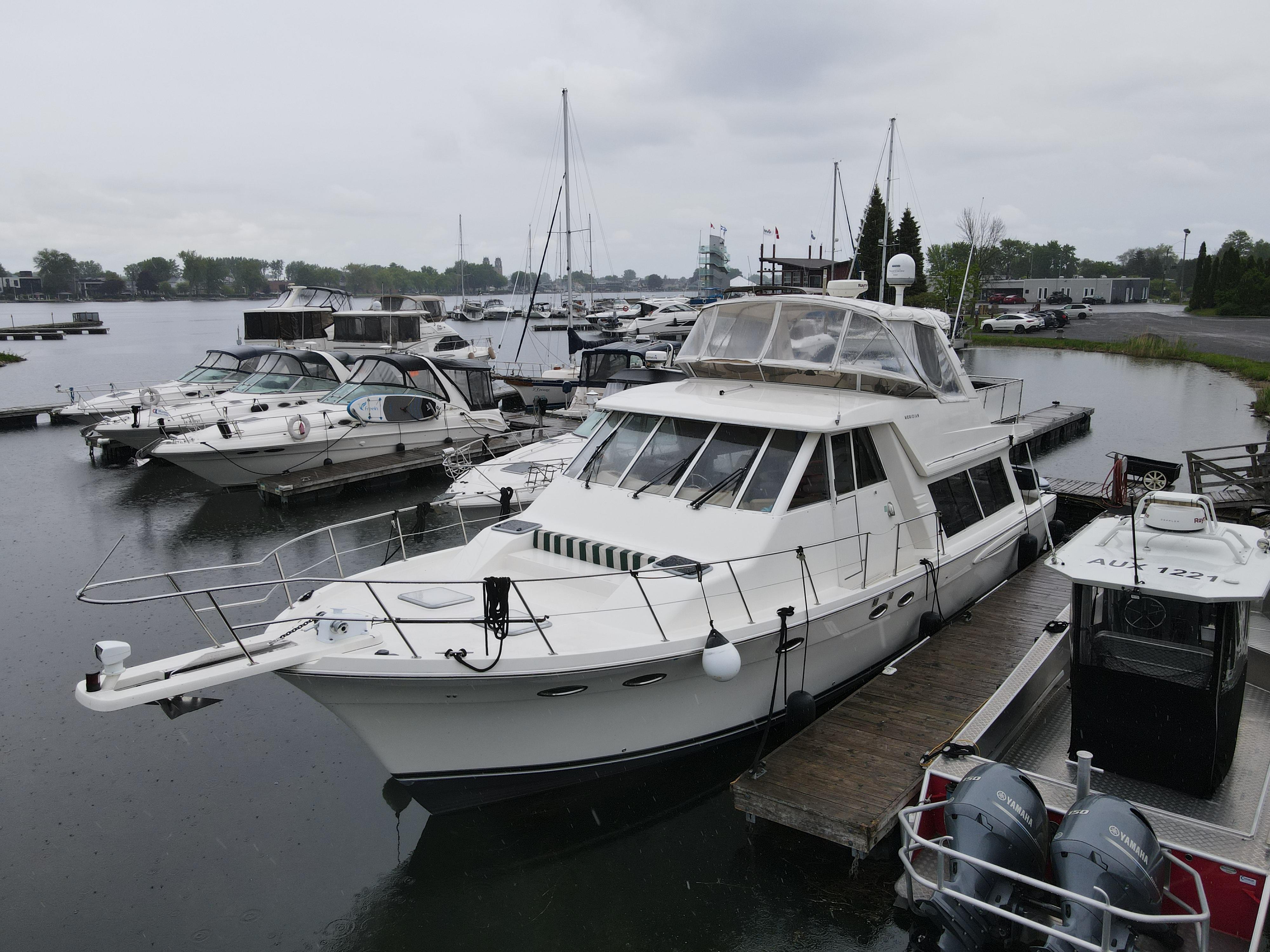 2004-meridian-490-pilothouse-power-9834352-20250610161121568-1_XLARGE