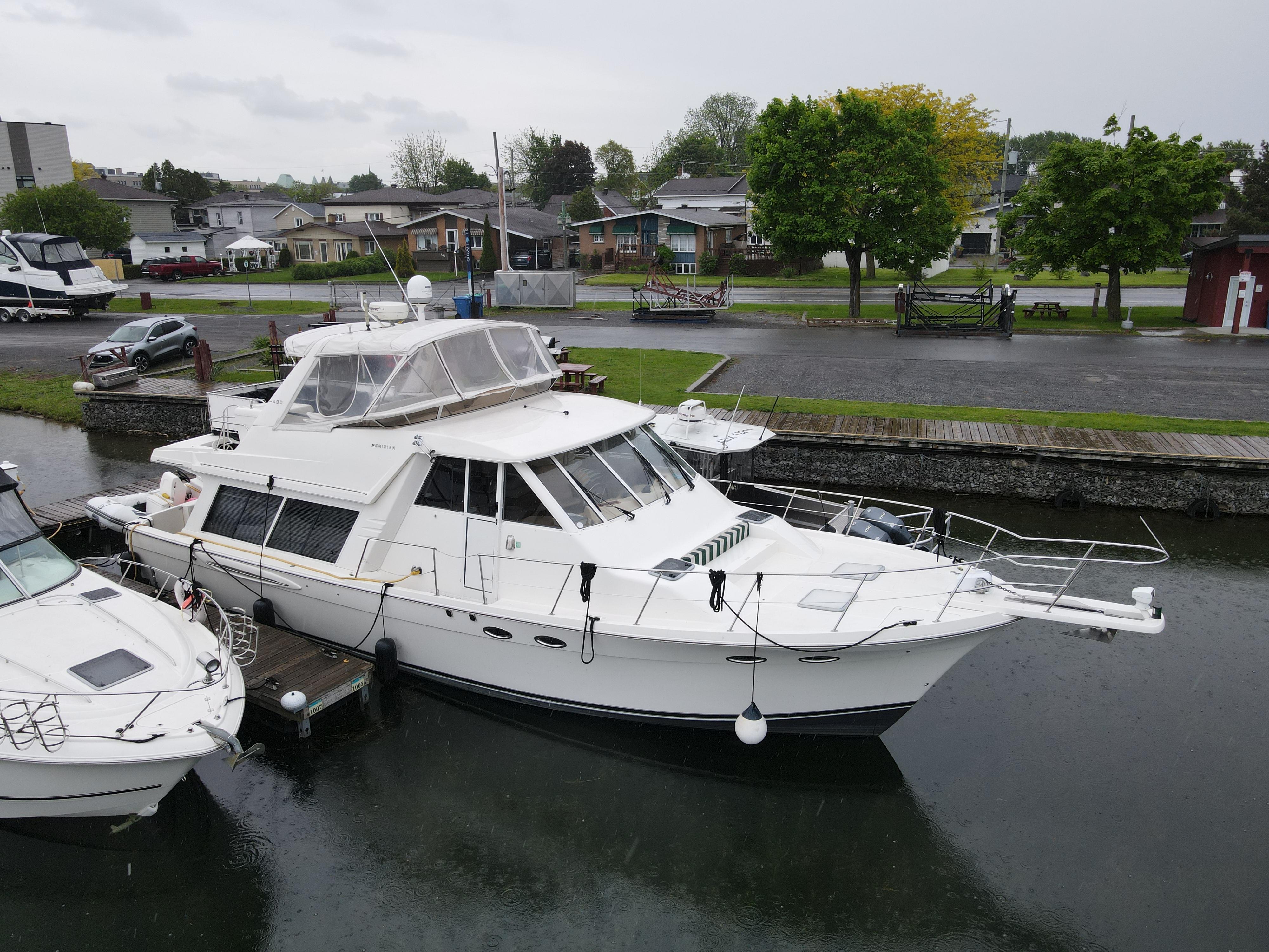 2004-meridian-490-pilothouse-power-9834352-20250610161131948-1_XLARGE