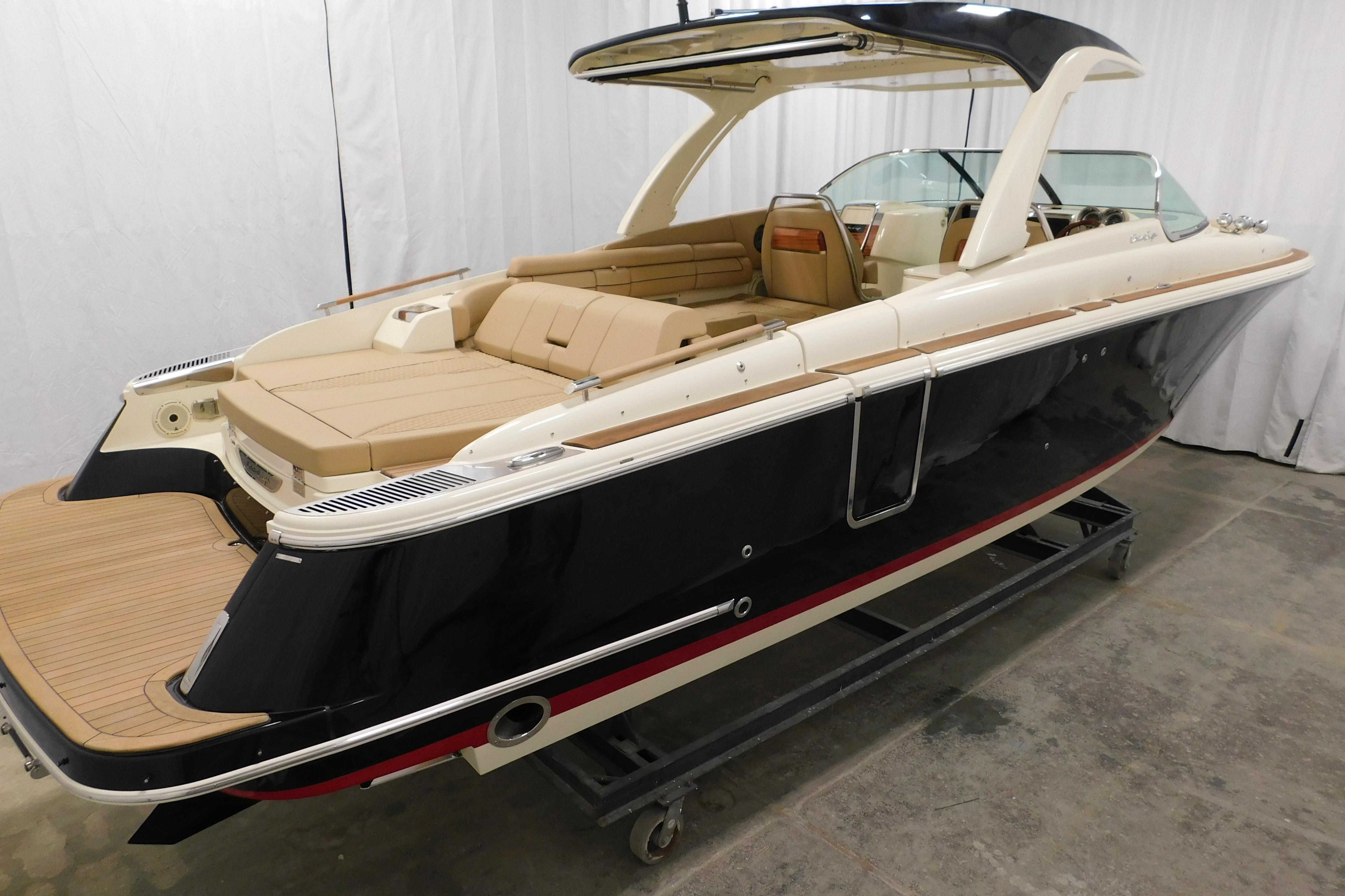 2021 Chris-Craft Launch 35 GT boat with elegant design and luxurious seating.