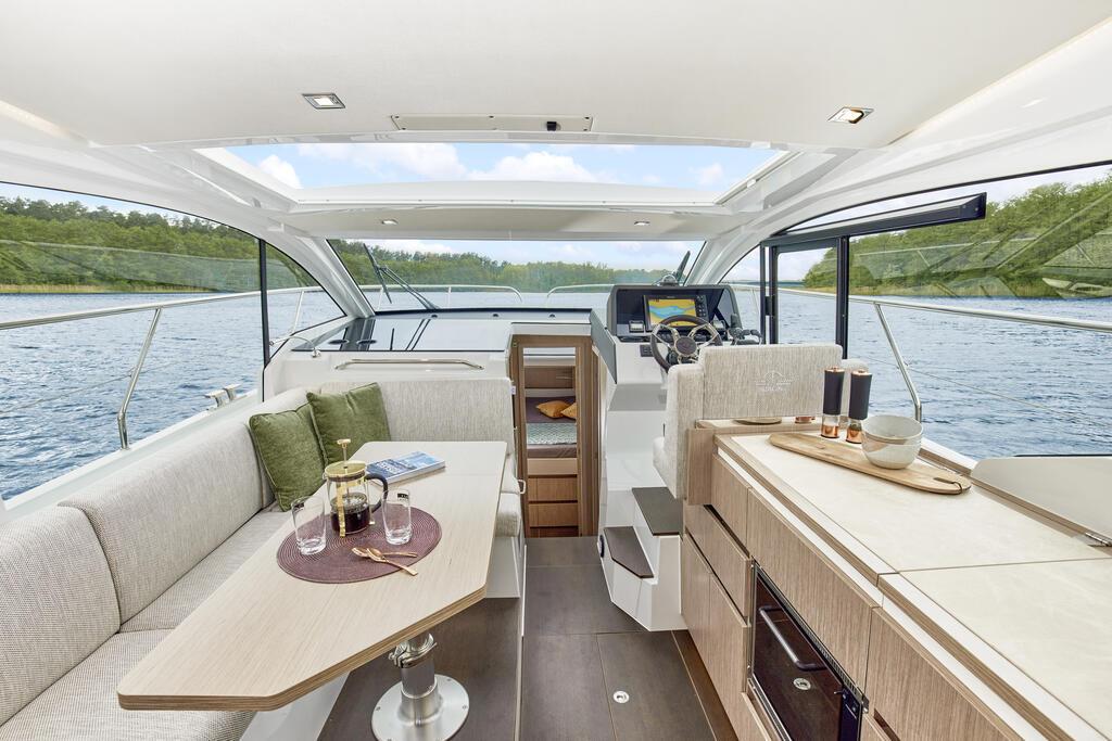 Sealine - 50North