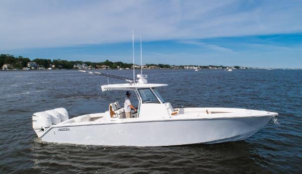 Photo of 2024 Jupiter 34'