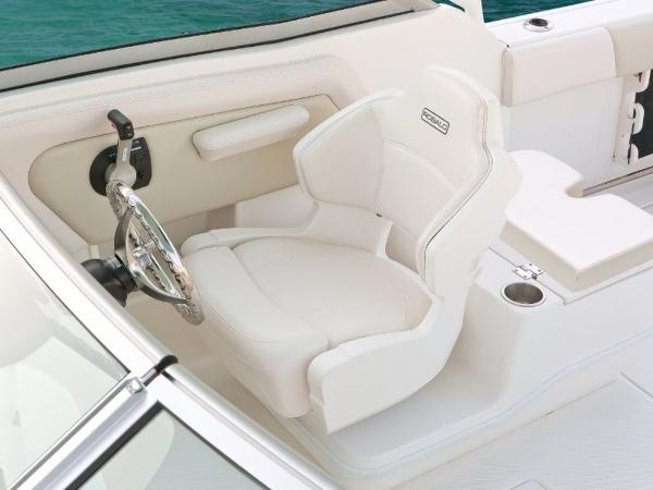 2022 Robalo boat for sale, model of the boat is R247 & Image # 15 of 28