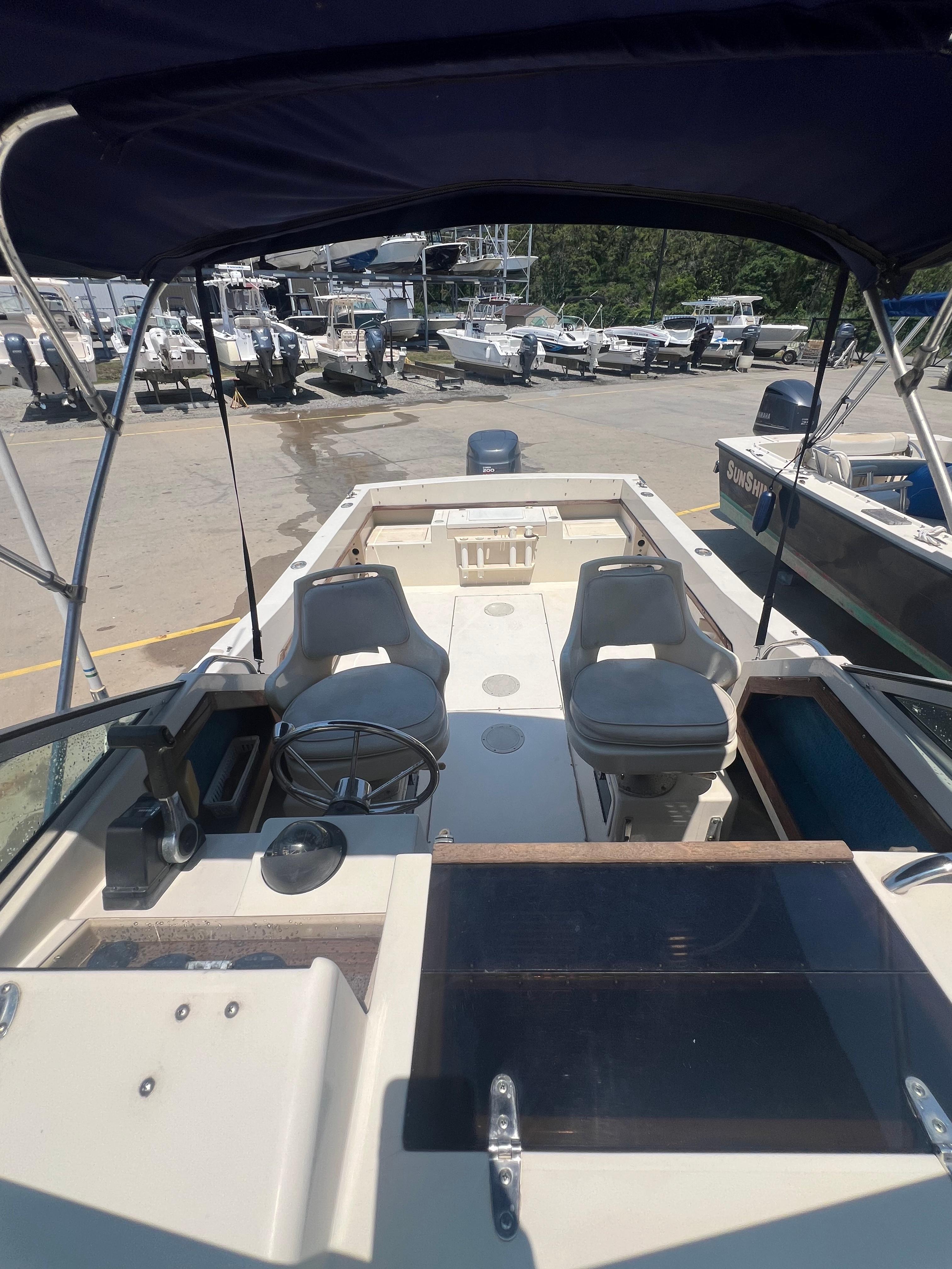 1989 Grady-White Seafarer 226