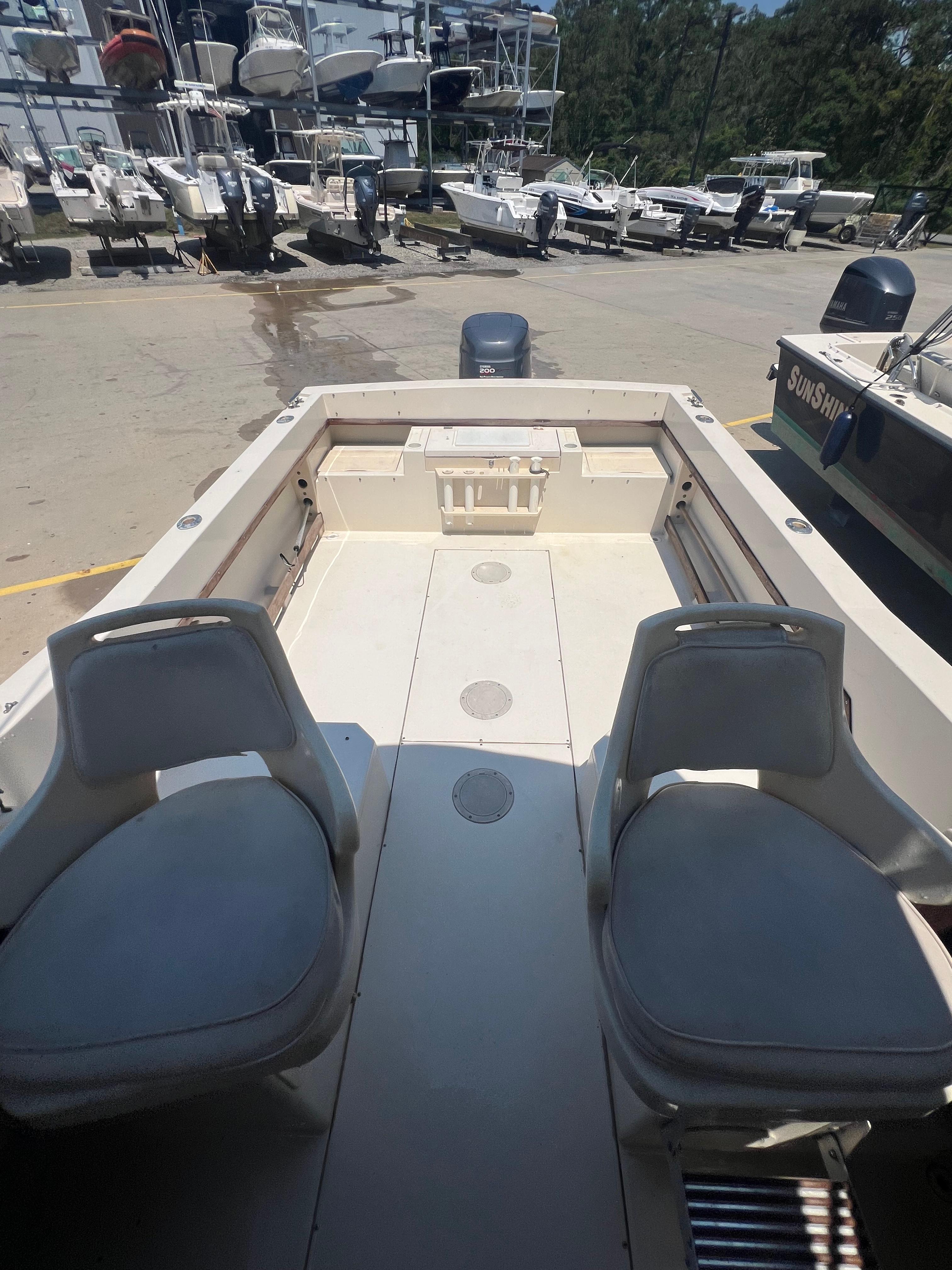 1989 Grady-White Seafarer 226