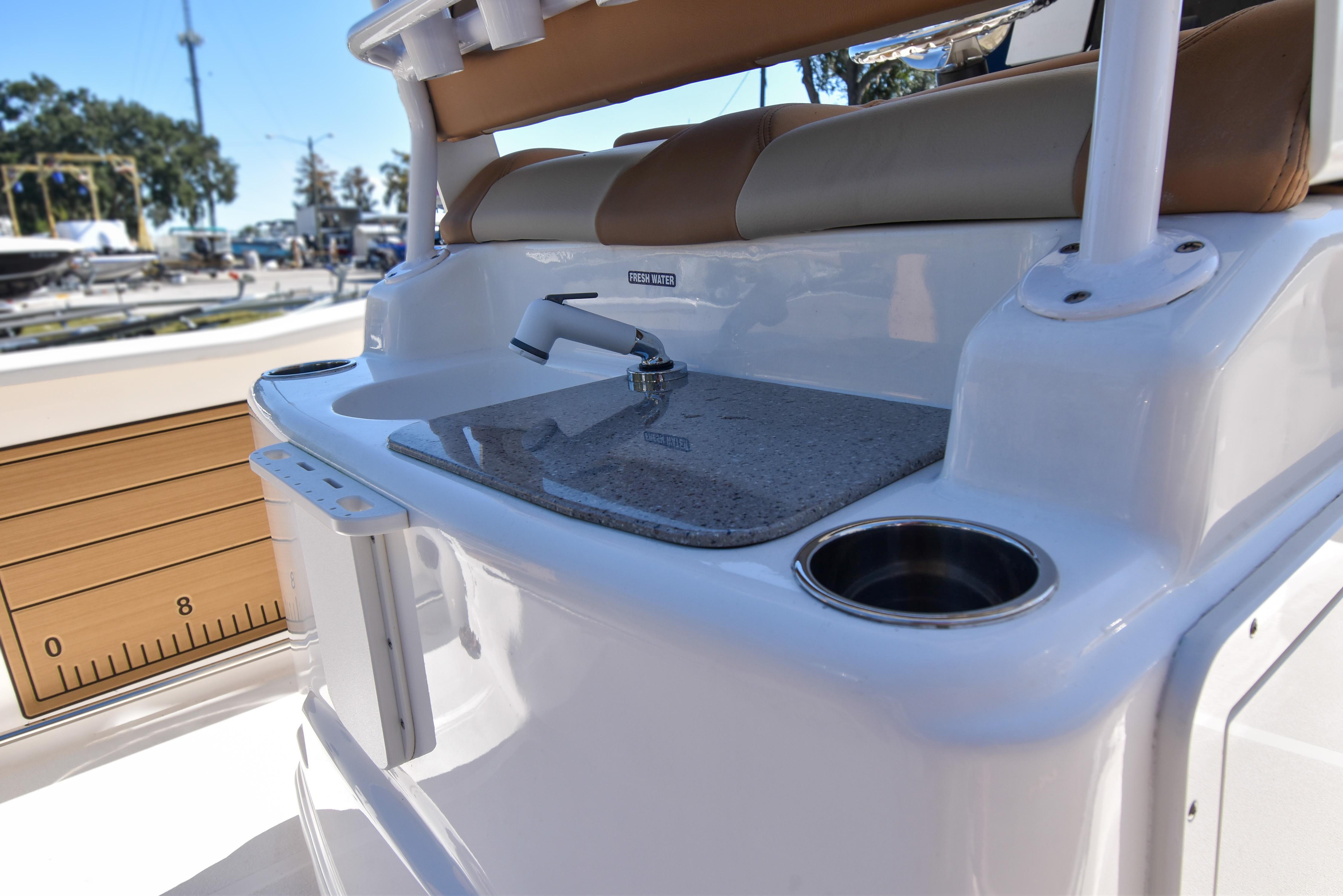 2023 Nauticstar 251 Hybrid-7