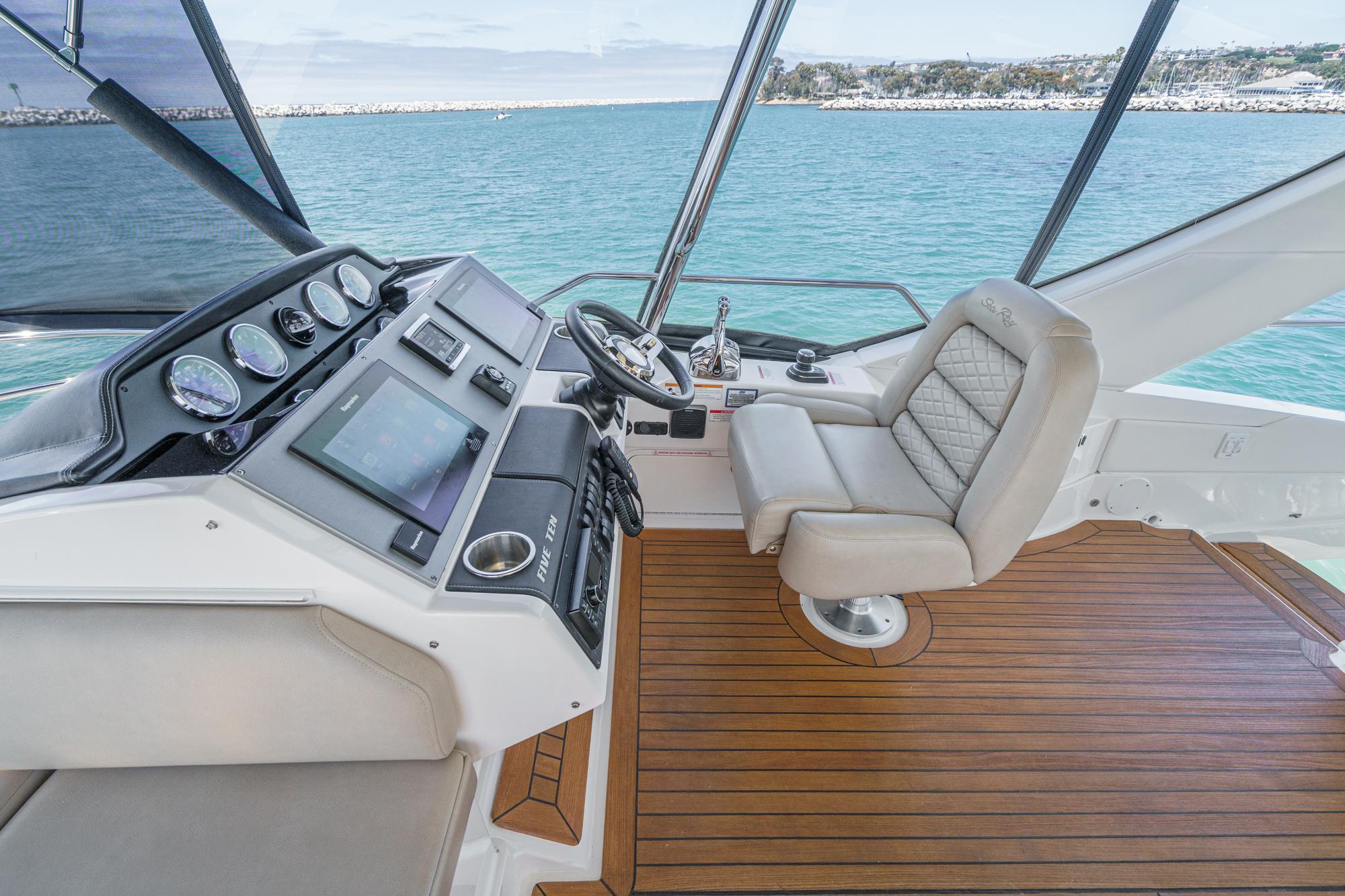 2018 Sea Ray Fly 510 #TBRL9035H inventory image at Sun Country Marine Group, Newport Beach 2018 Sea Ray Fly 510 #TBRL9035H inventory image at Sun Country Marine Group, Newport Beach