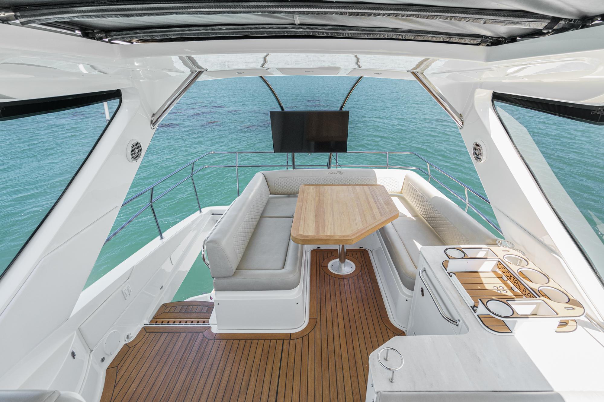 2018 Sea Ray Fly 510 #TBRL9035H inventory image at Sun Country Marine Group, Newport Beach 2018 Sea Ray Fly 510 #TBRL9035H inventory image at Sun Country Marine Group, Newport Beach