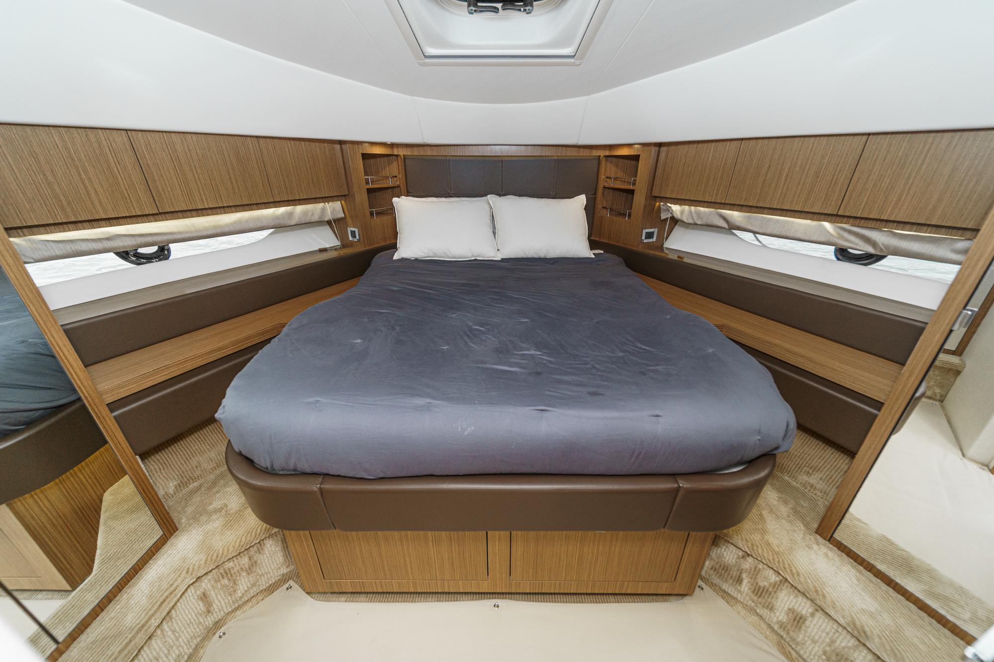 2018 Sea Ray Fly 510 #TBRL9035H inventory image at Sun Country Marine Group, Newport Beach 2018 Sea Ray Fly 510 #TBRL9035H inventory image at Sun Country Marine Group, Newport Beach