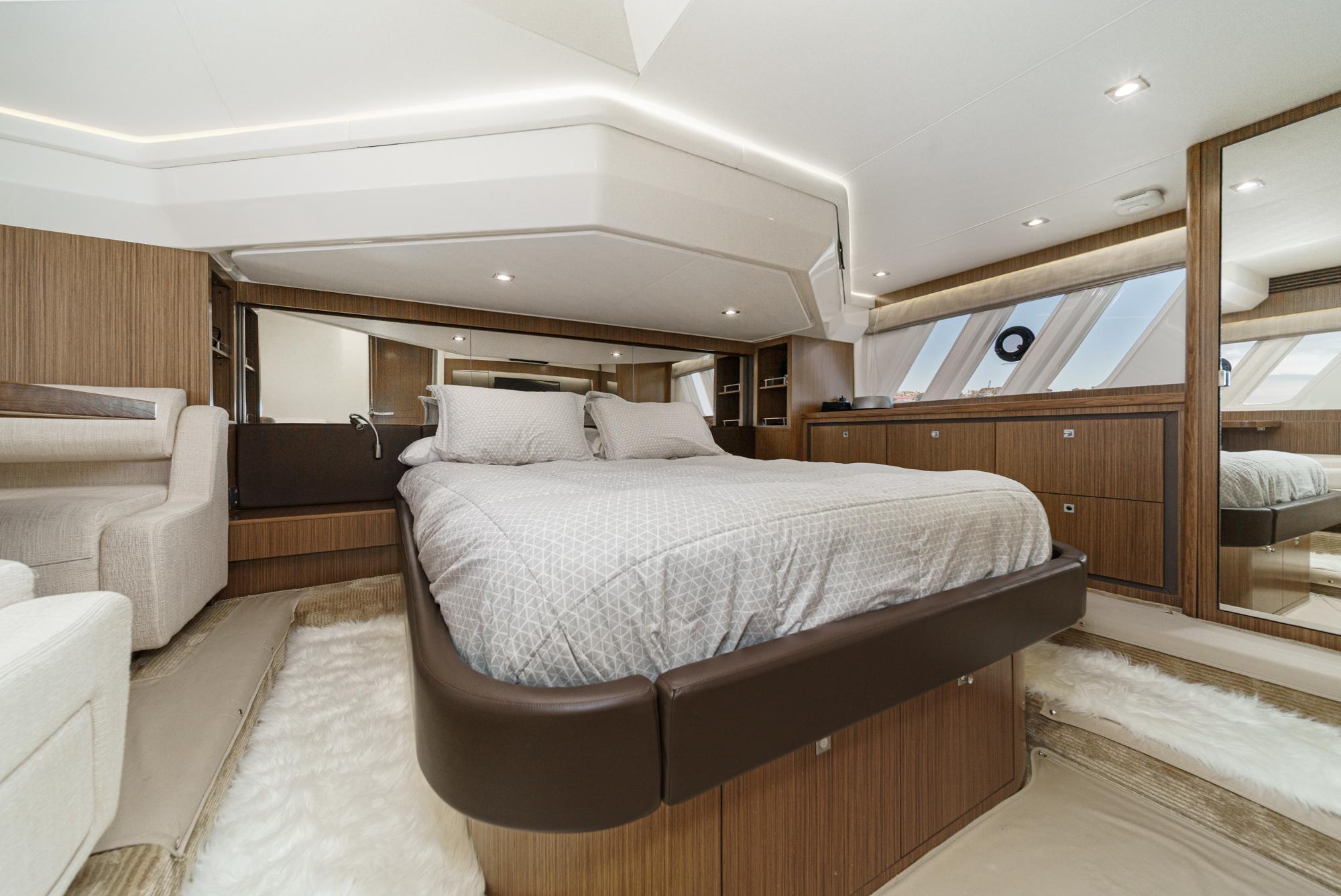 2018 Sea Ray Fly 510 #TBRL9035H inventory image at Sun Country Marine Group, Newport Beach 2018 Sea Ray Fly 510 #TBRL9035H inventory image at Sun Country Marine Group, Newport Beach