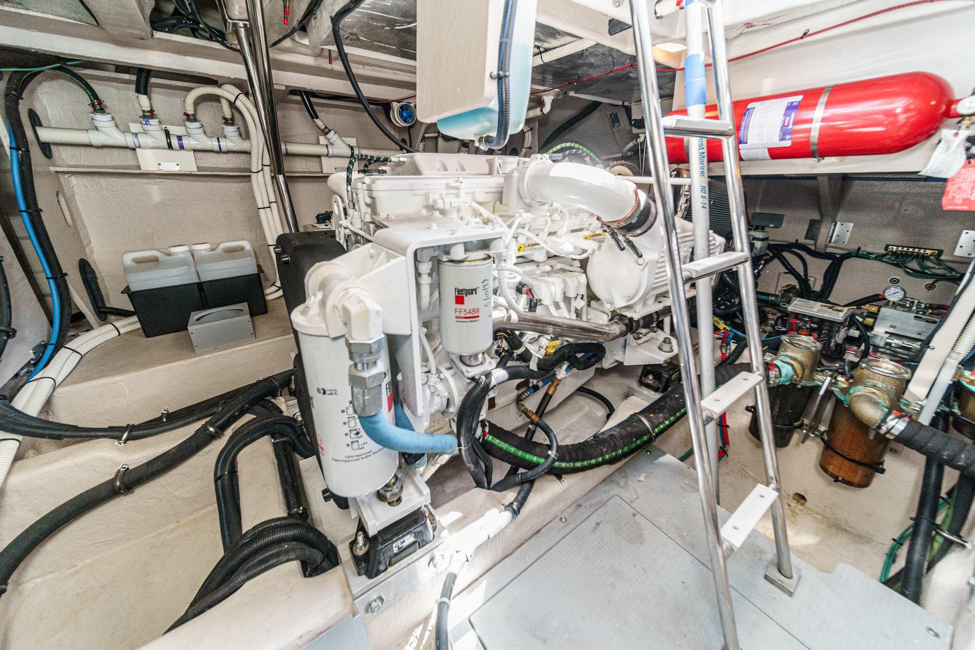 2018 Sea Ray Fly 510 #TBRL9035H inventory image at Sun Country Marine Group, Newport Beach 2018 Sea Ray Fly 510 #TBRL9035H inventory image at Sun Country Marine Group, Newport Beach