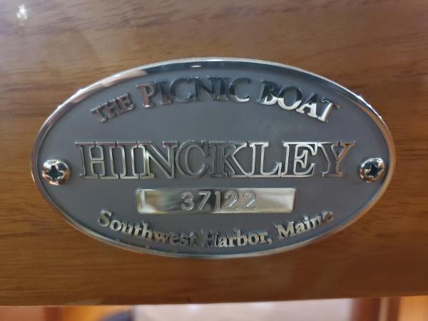 37' Hinckley, Listing Number 100914925, - Photo No. 27